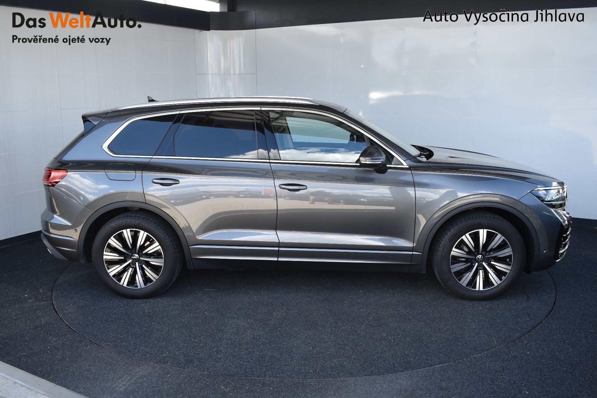 Volkswagen Touareg, 3.0TDI 210kW, LED Matrix, tažn - fotka 6
