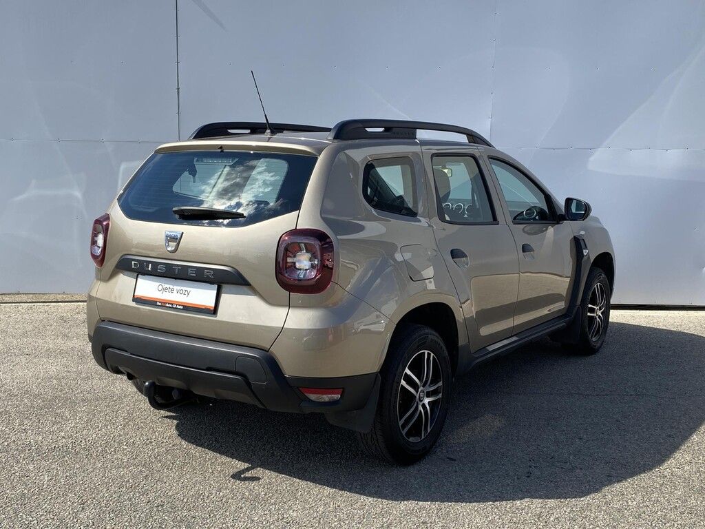 Dacia Duster, 1.6 i 84 kW Essential - fotka 2