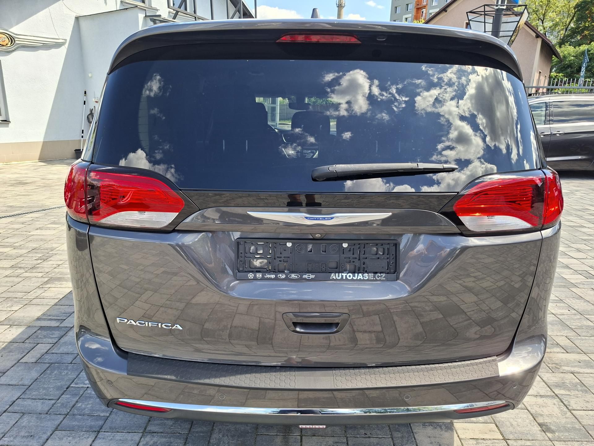 Chrysler Pacifica, 3,6L 8míst,Top výbava,android - fotka 6