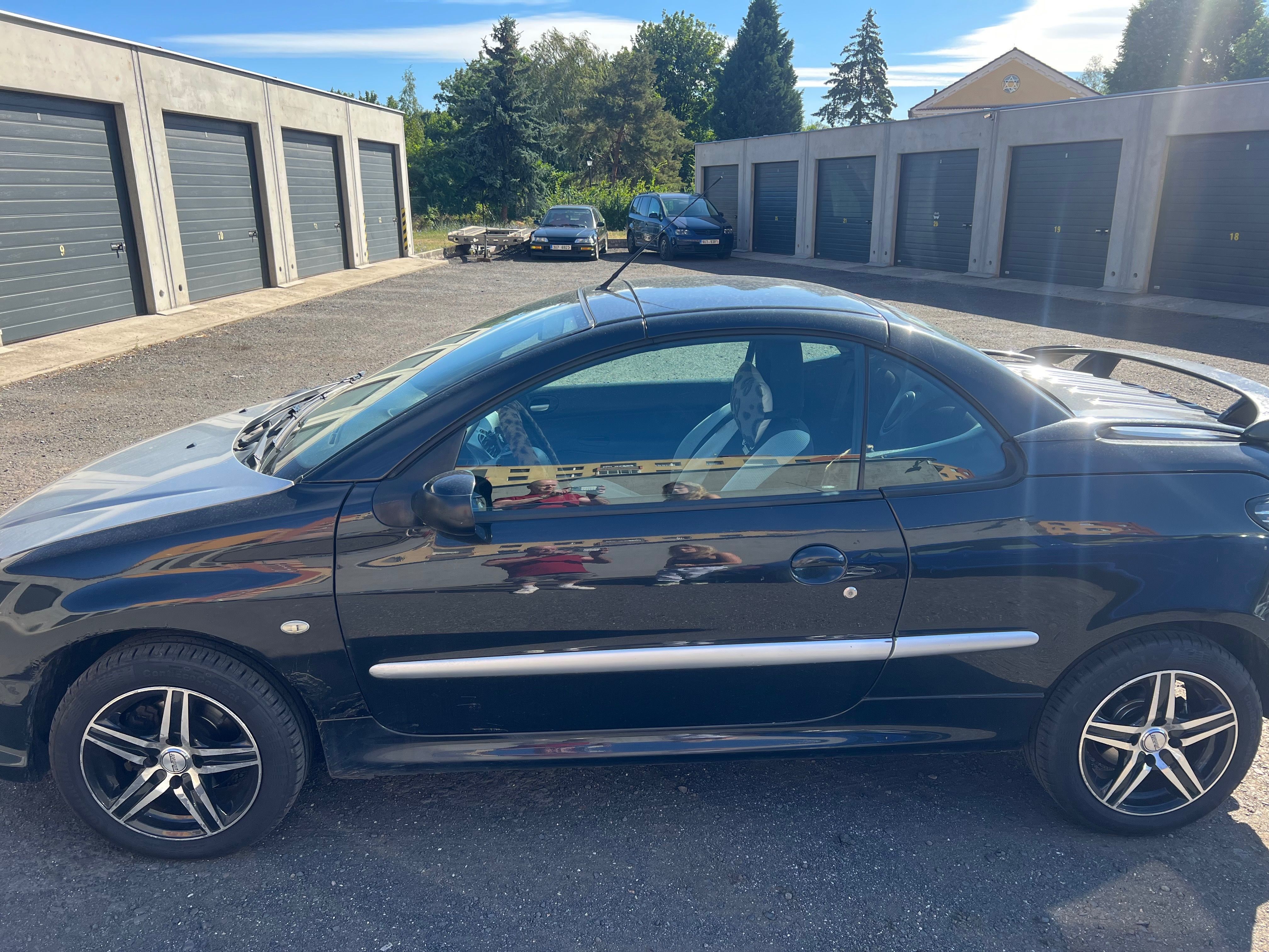 Peugeot 206, 1.6 Benzín - fotka 5
