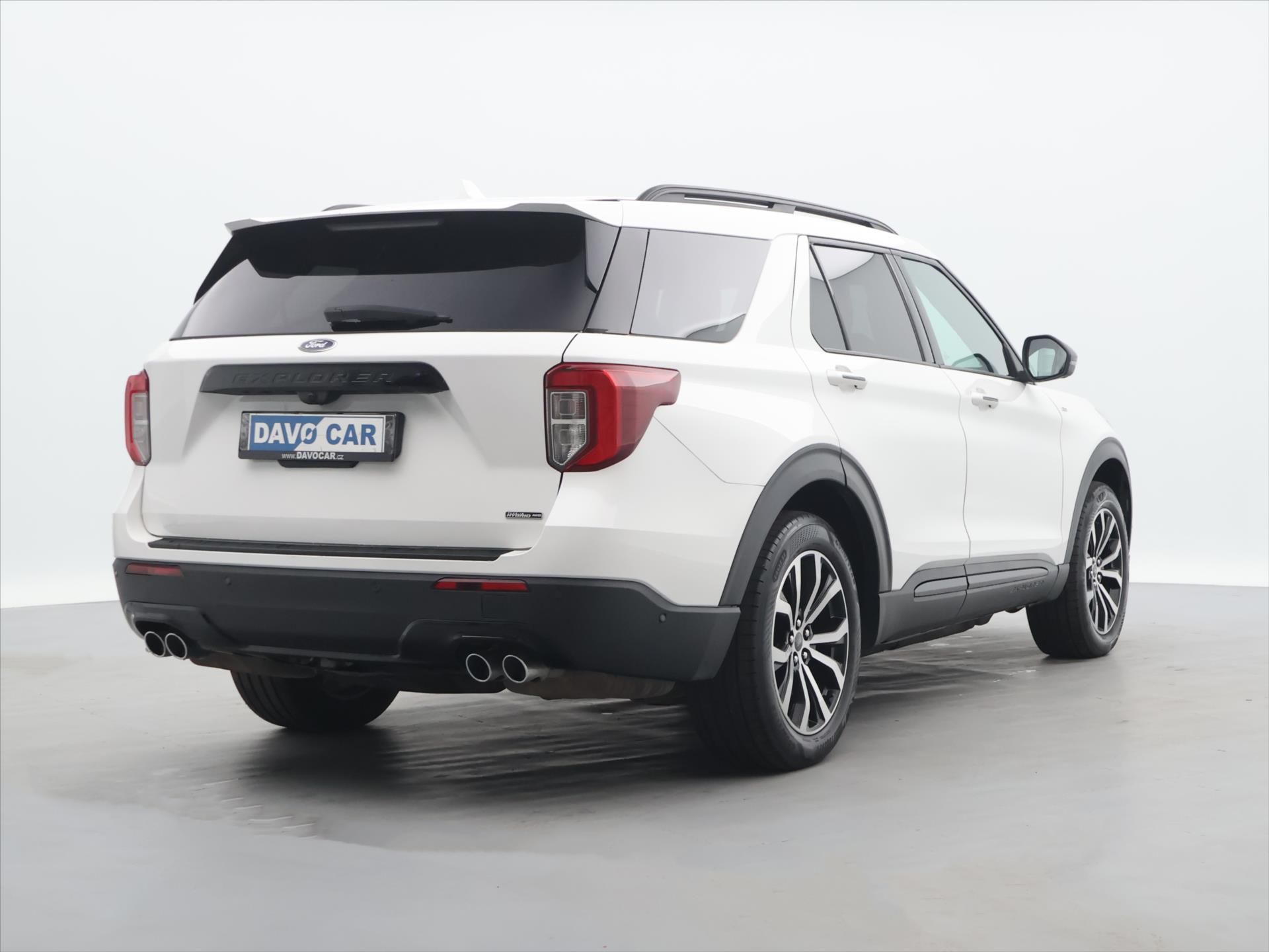 Ford Explorer, 3,0 V6 267kW EcoBoost 4x4 CZ D - fotka 5