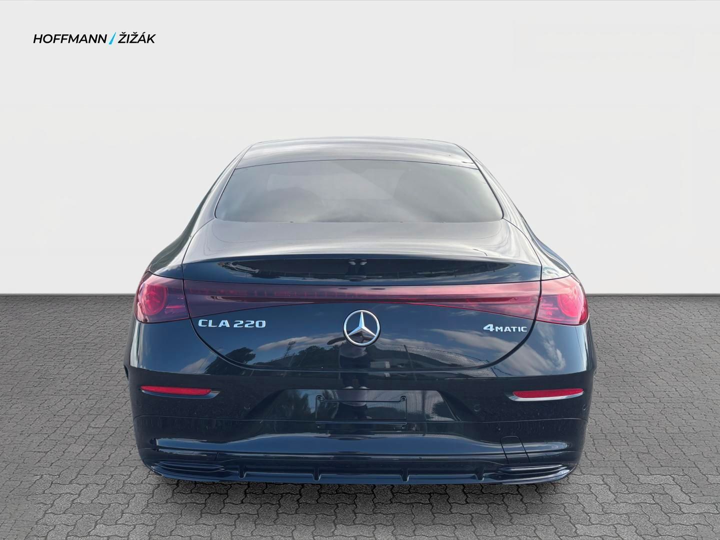 Mercedes-Benz, CLA 220 4MATIC - fotka 4