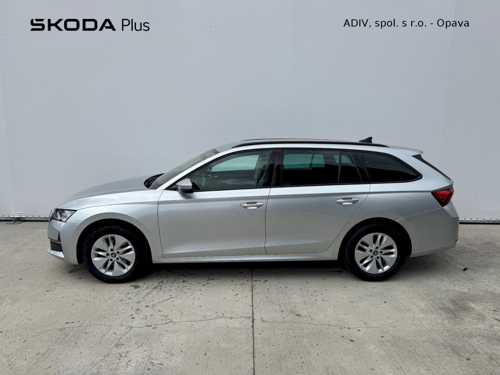 Škoda Octavia, Combi 1.5 TSI 110 kW Selection - fotka 3