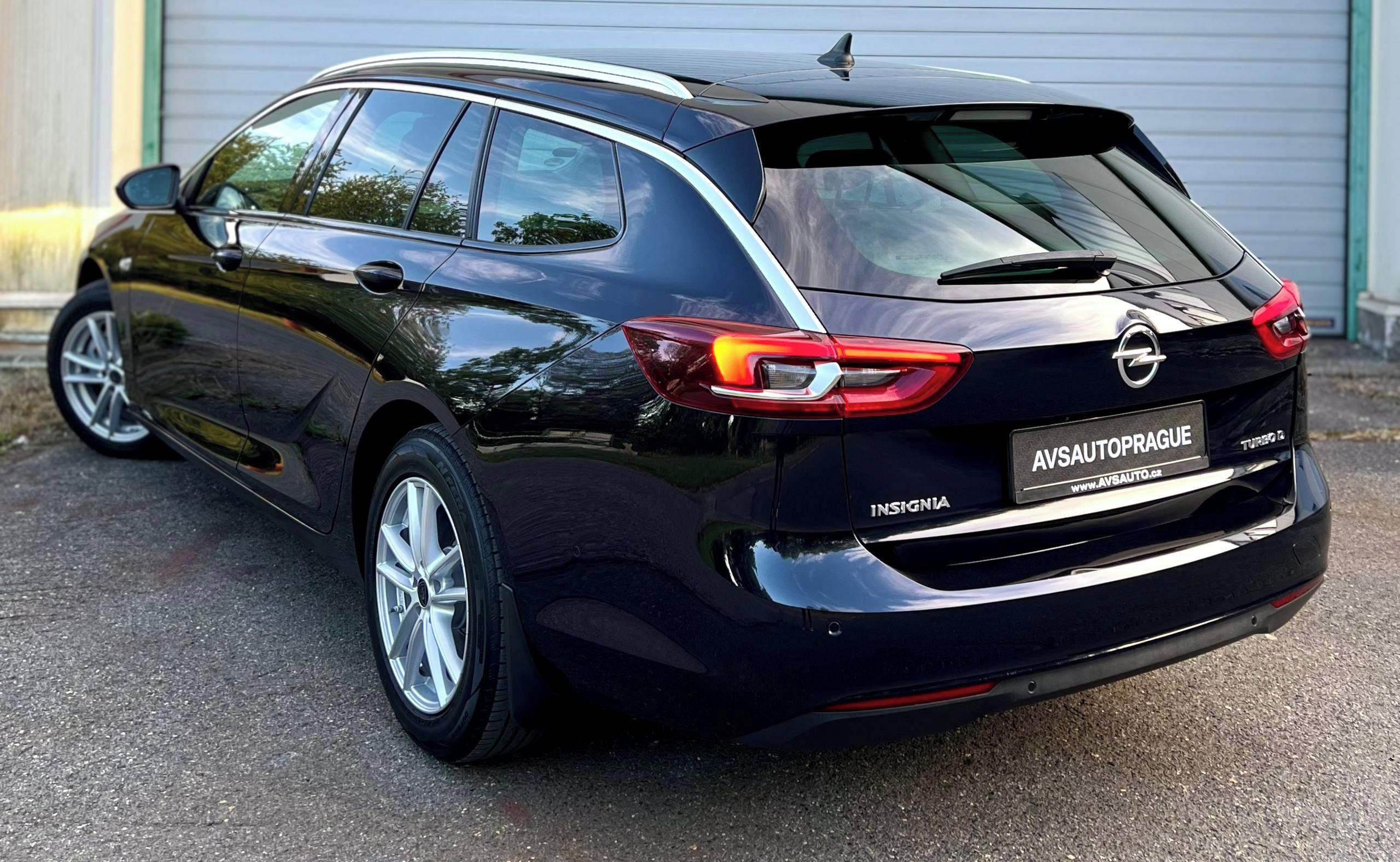 Opel Insignia, 2.0 CDTI AUTOMAT 2018 125KW - fotka 6