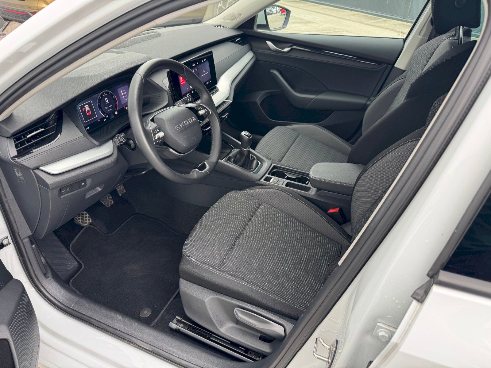 Škoda Octavia, 1.5 TSI 85 kW Selection - fotka 6
