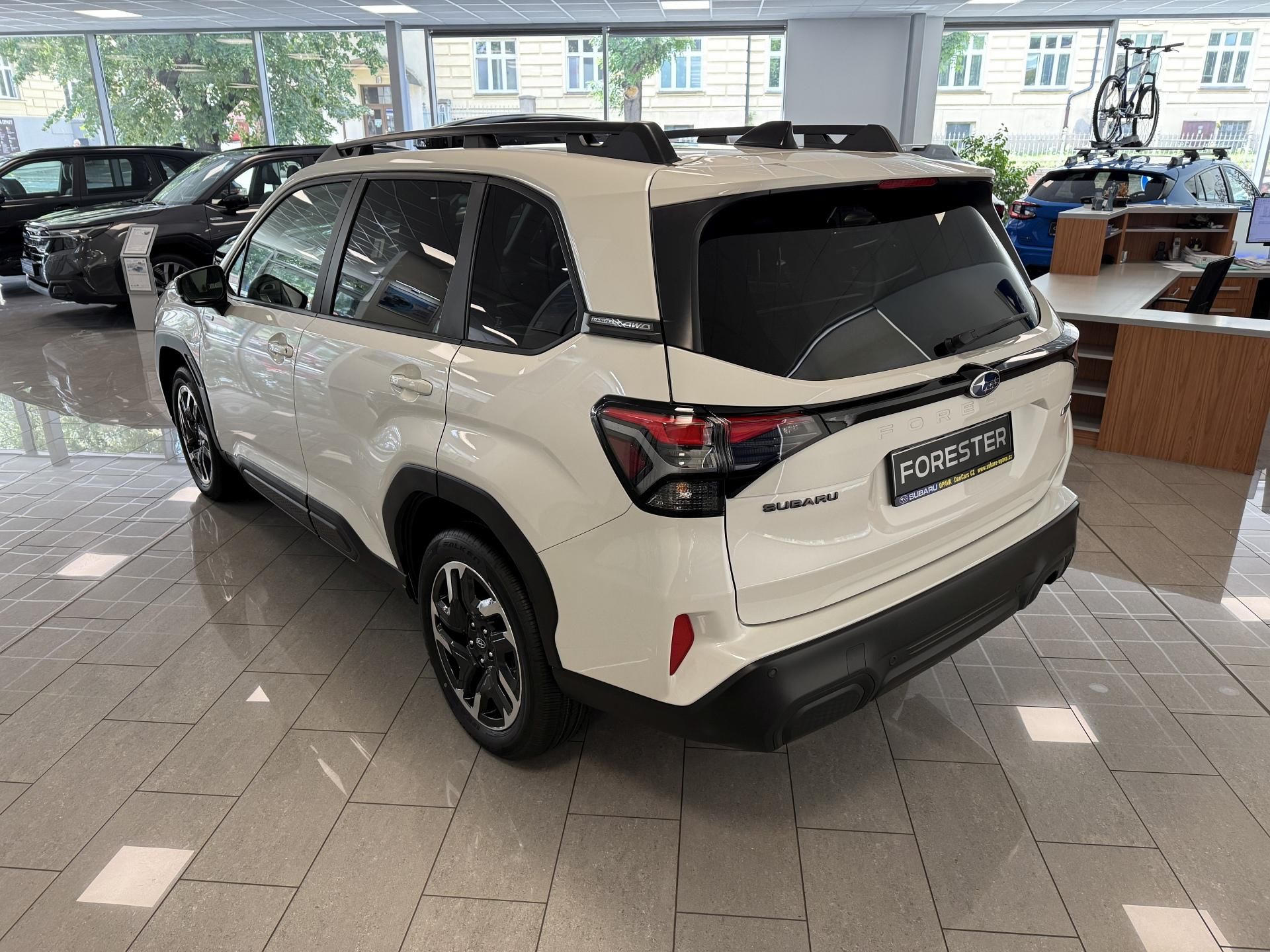 Subaru Forester, Comfort Navi Lineartronic - fotka 3