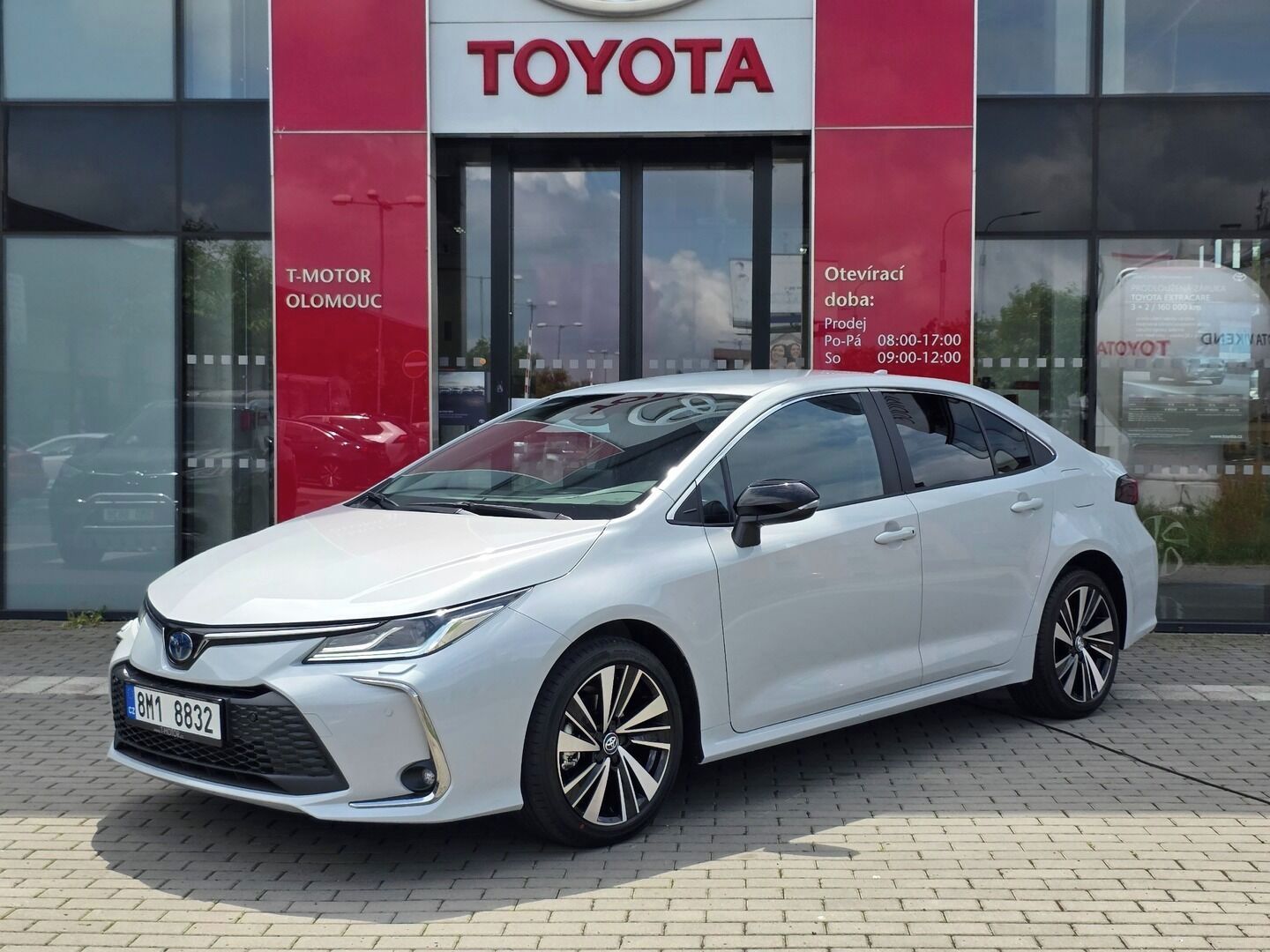 Toyota Corolla, 1.8 Hybrid Style