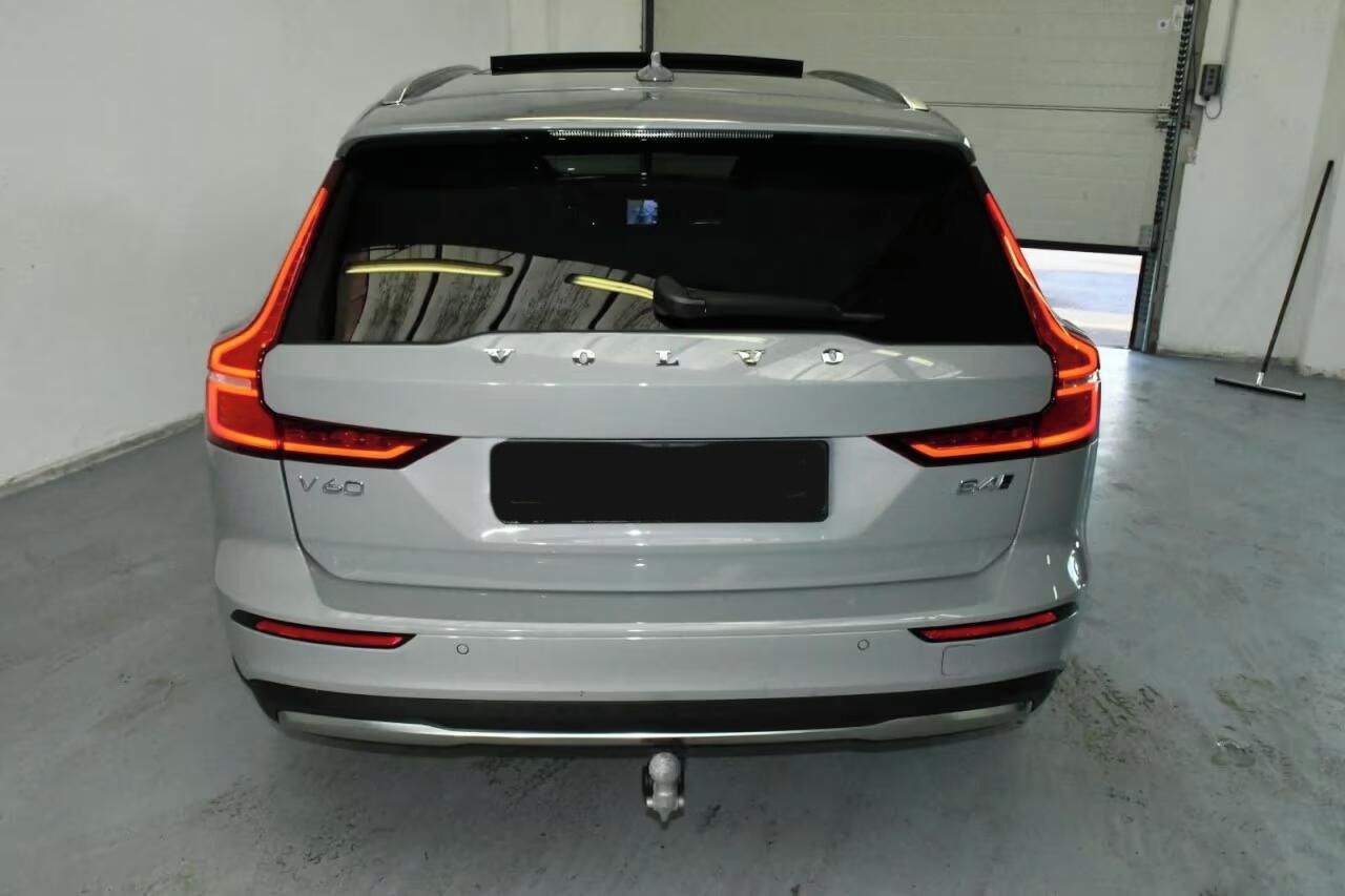 Volvo V60, Cross Country 2.0 AWD Ultimate - fotka 6