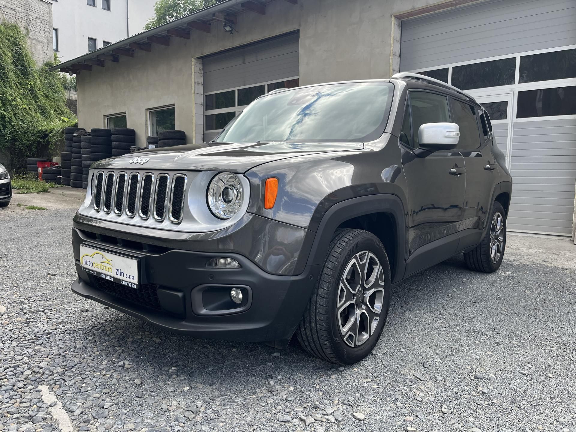 Jeep Renegade, 2,0 D 103 Kw LIMITED 4X4 AT ČR - fotka 3