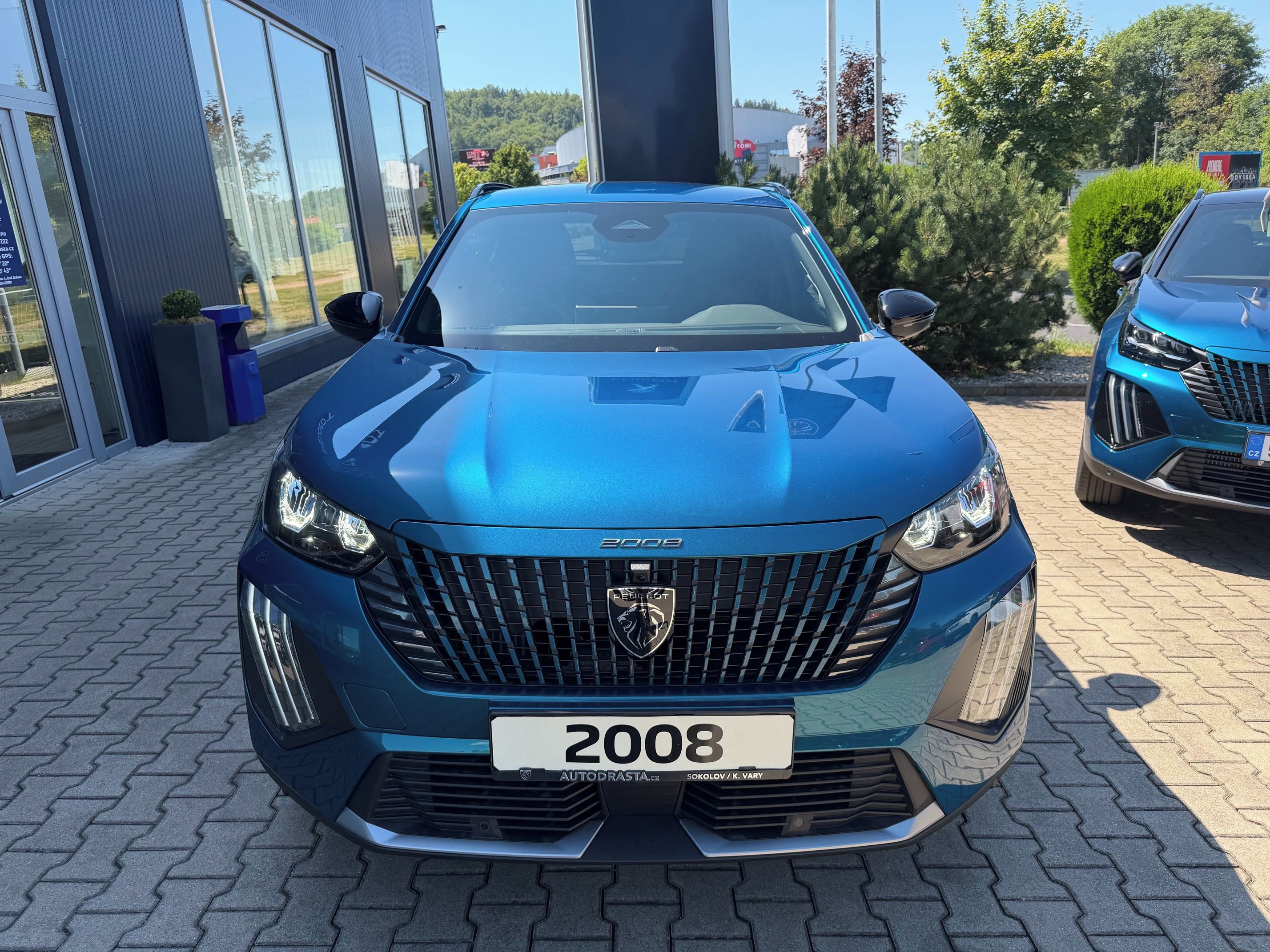 Peugeot 2008, ALLURE Turbo 100 MAN6 Sklad - fotka 2