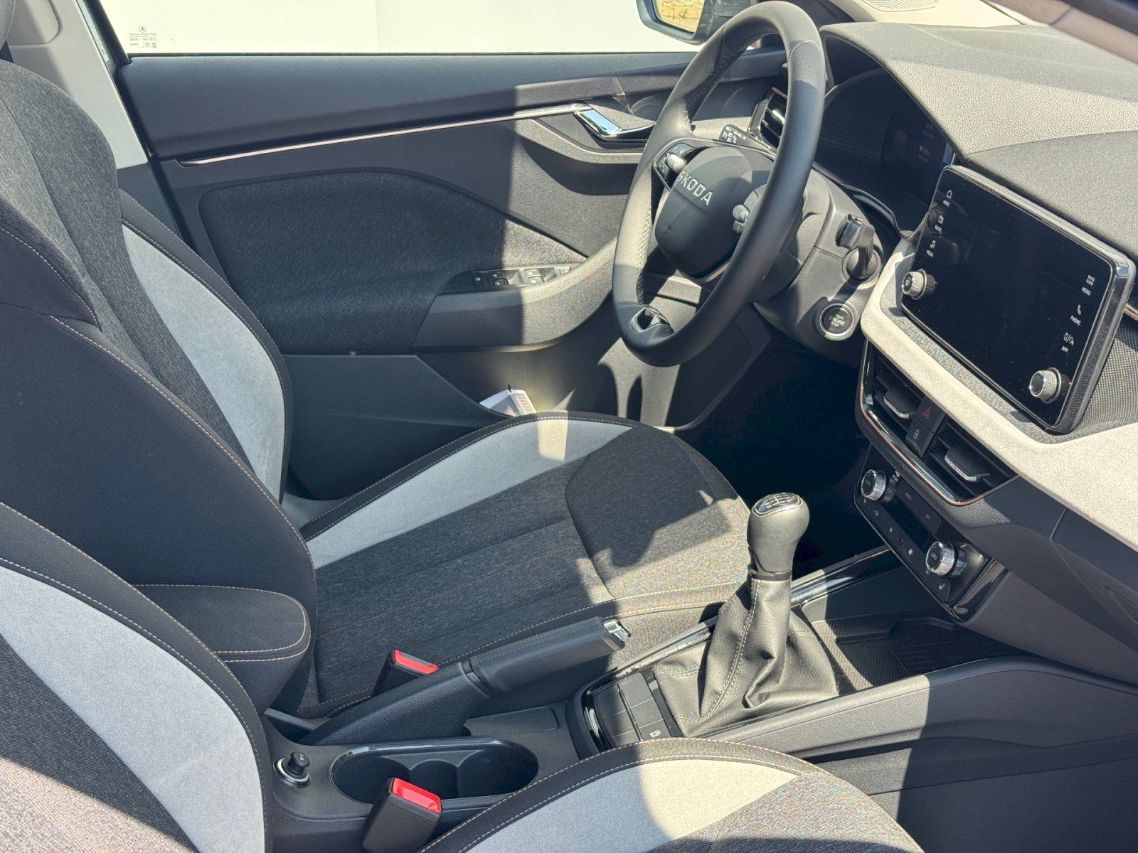 Škoda Scala, Top Selection 1.0 TSI 85 kW - fotka 6