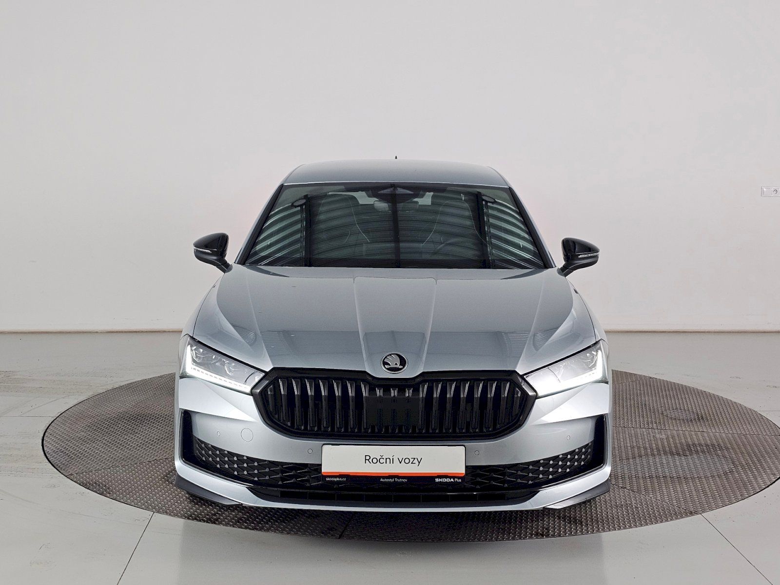 Škoda Superb, 1.5PHEV 205k SPORTLINE - fotka 4