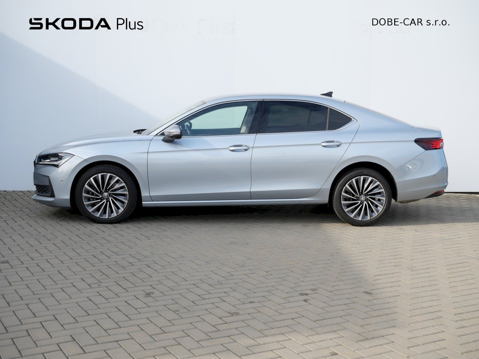 Škoda Superb, L&K DSG 4x4 2.0TSI 195kW - fotka 3
