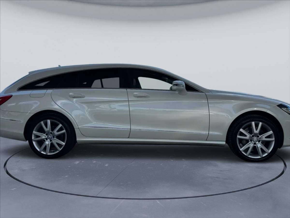 Mercedes-Benz CLS, 3,0 d 4M,webasto - fotka 4