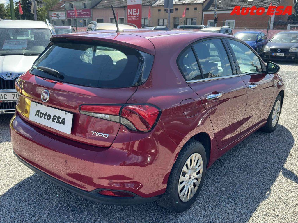 Fiat Tipo, 1.4 i,AC,navi,park.čidla - fotka 4