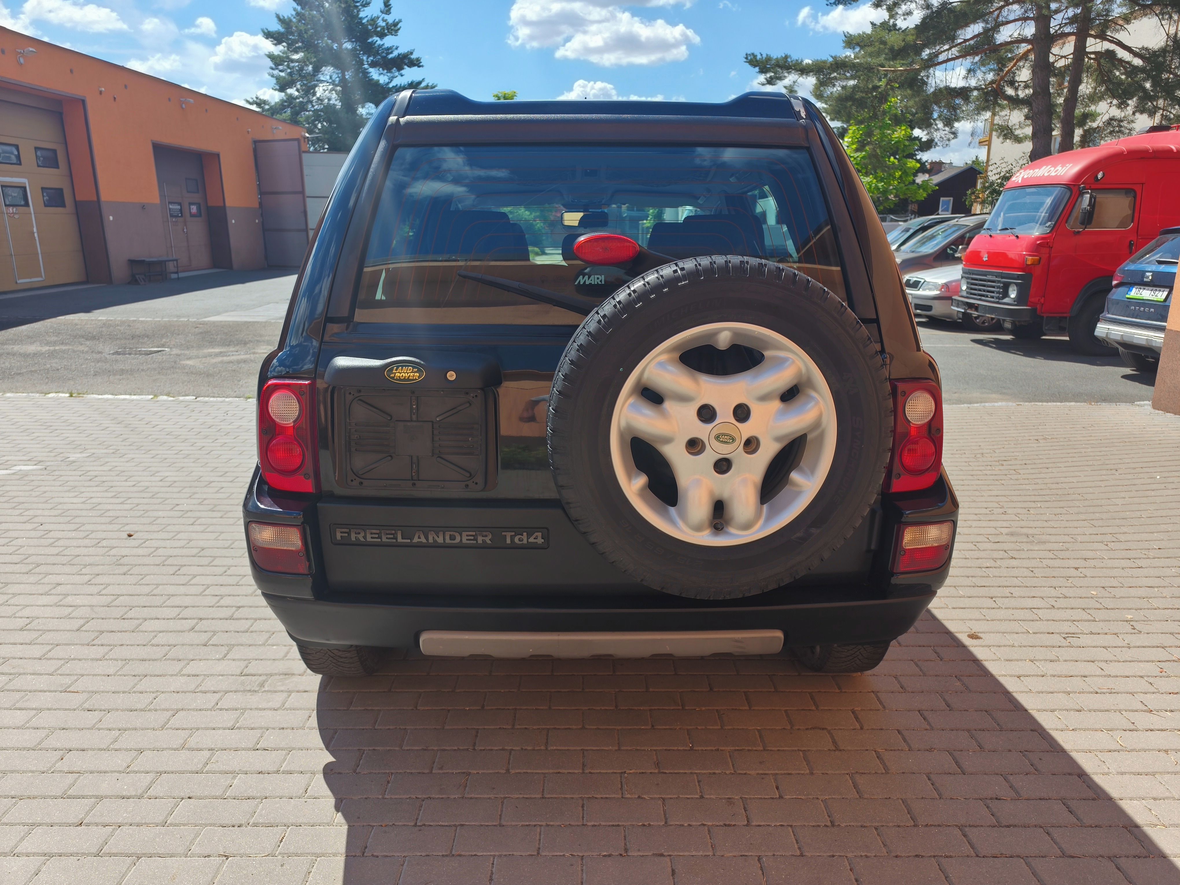 Land Rover Freelander, 2.0 TD4, BEZ KOROZE, PĚKNÝ STA - fotka 6