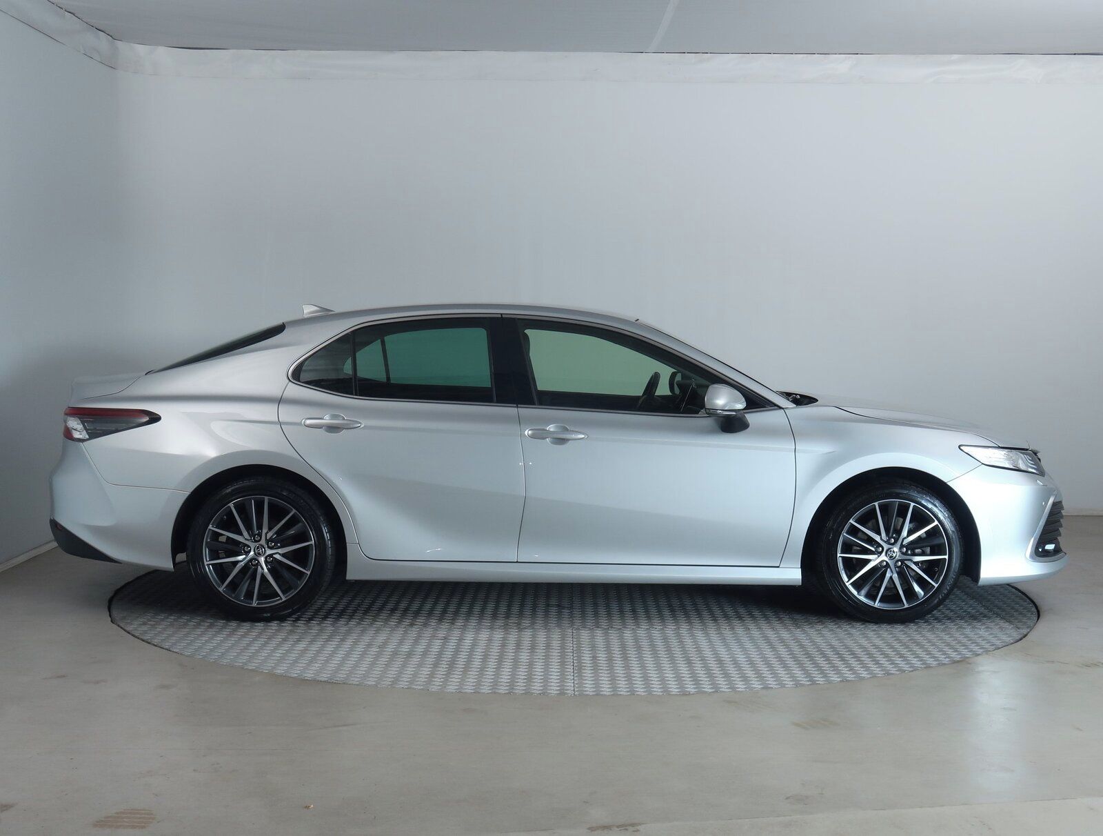 Toyota Camry, 2.5 Hybrid, Prestige, Automat - fotka 6
