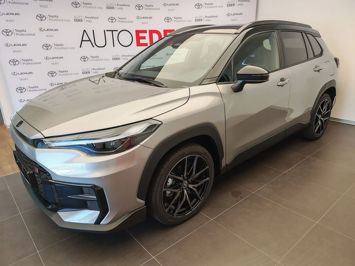 Toyota Corolla Cross, 2.0 Hybrid ( 178 k ) 4x4 GR