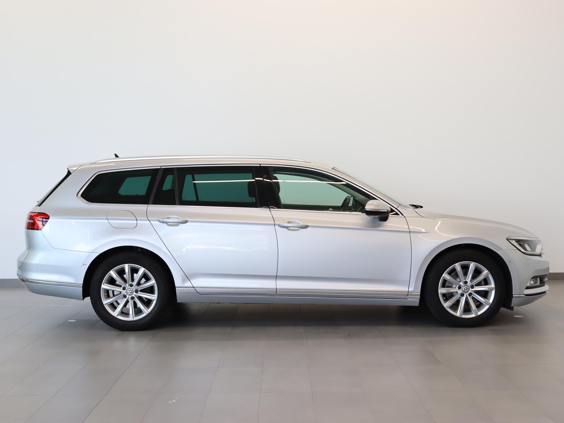 Volkswagen Passat Variant, 2,0 TDI Highline DSG - fotka 3