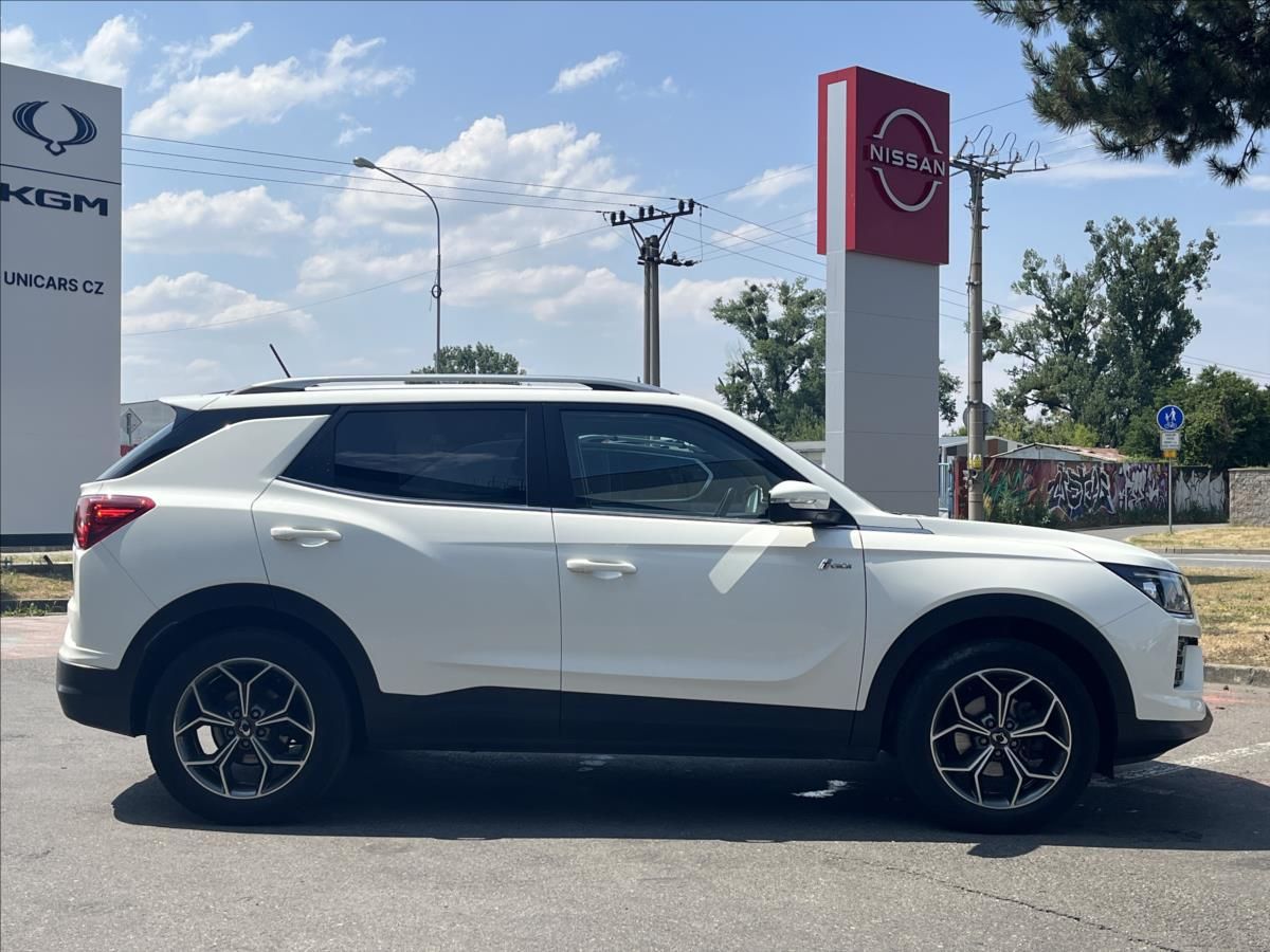 SsangYong Korando, 1,5 TGDI  STYLE PLUS CZ - fotka 4