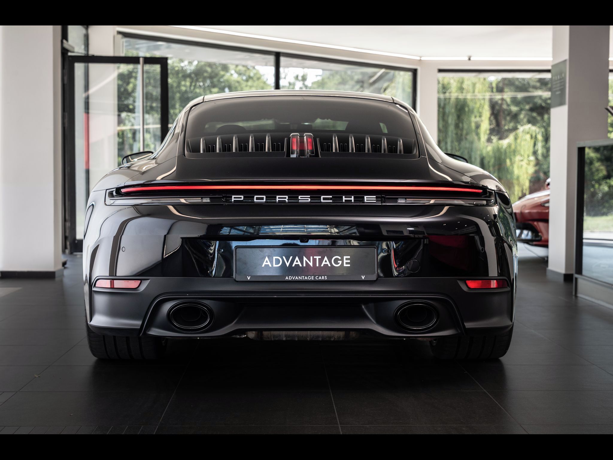 Porsche 911, (992.2) Carrera Pano/Bose/Spor - fotka 3