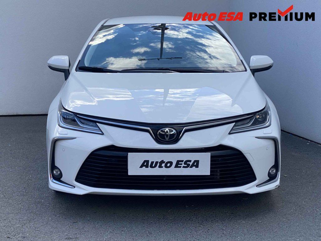 Toyota Corolla, 1.5i,1.maj,ČR - fotka 2