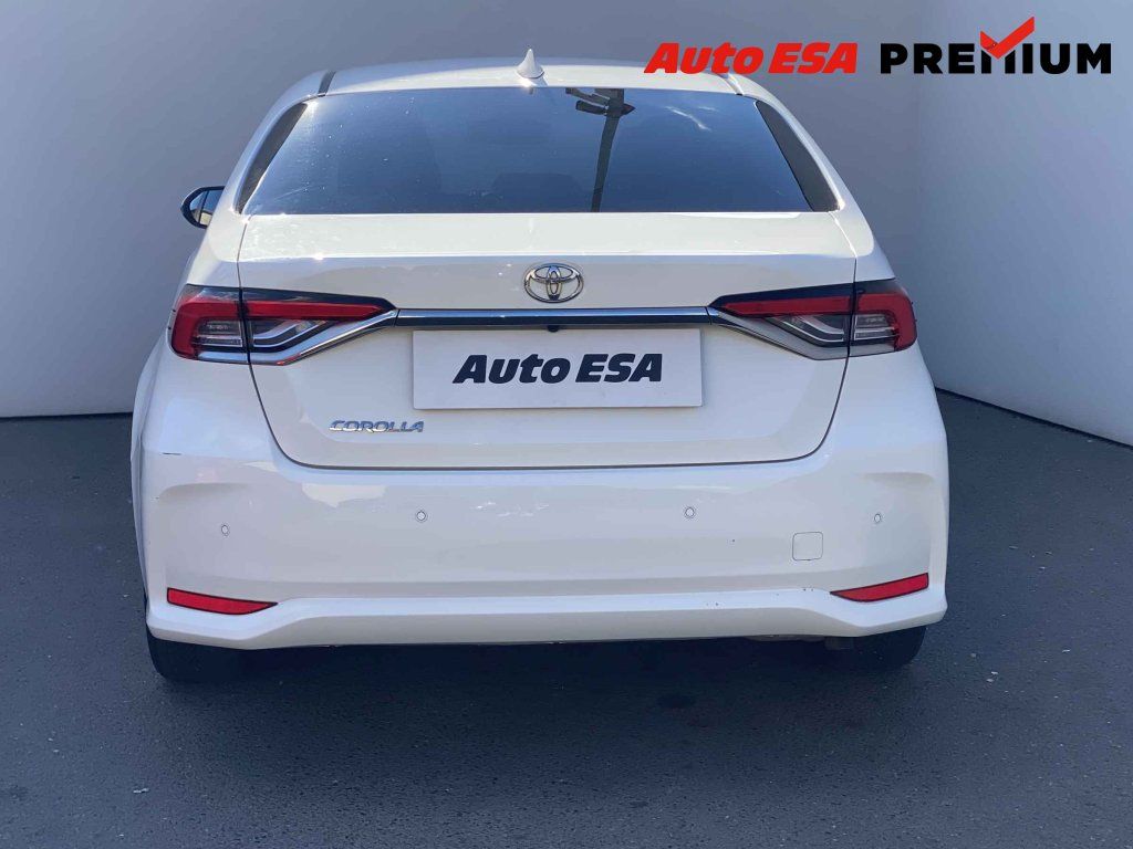 Toyota Corolla, 1.5i,1.maj,ČR - fotka 5