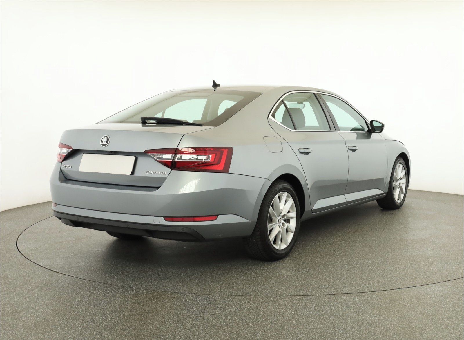 Škoda Superb, 2.0 TDI, Style, Automat, Navi - fotka 5