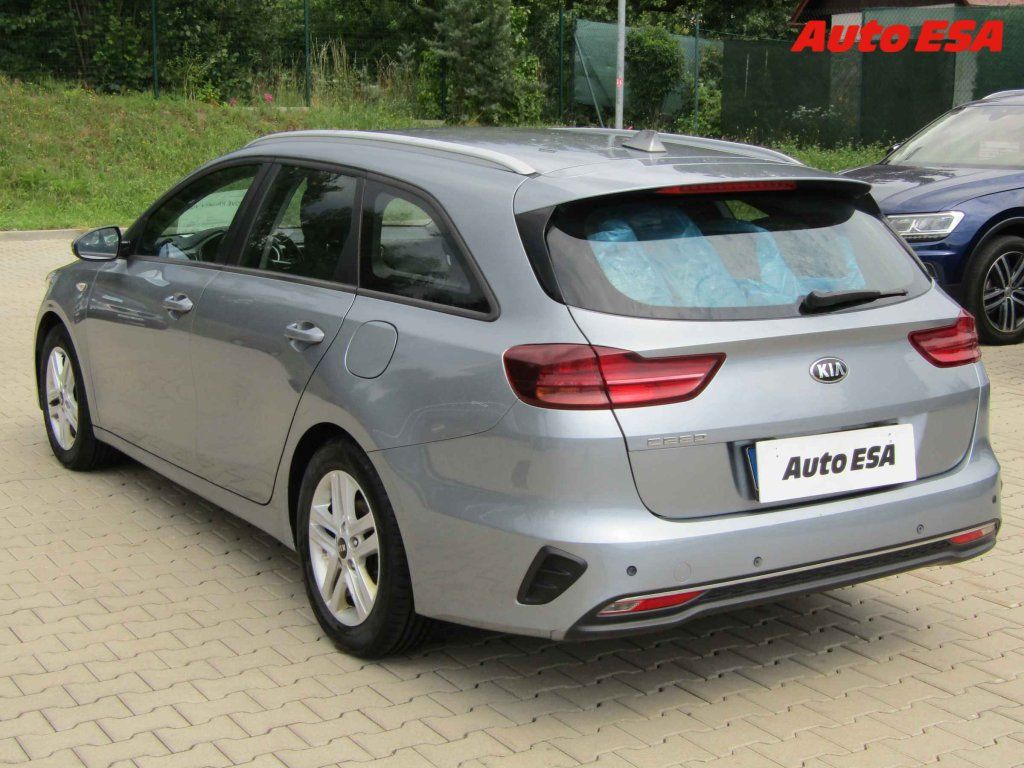 Kia Cee´d, 1.0TGDi - fotka 6