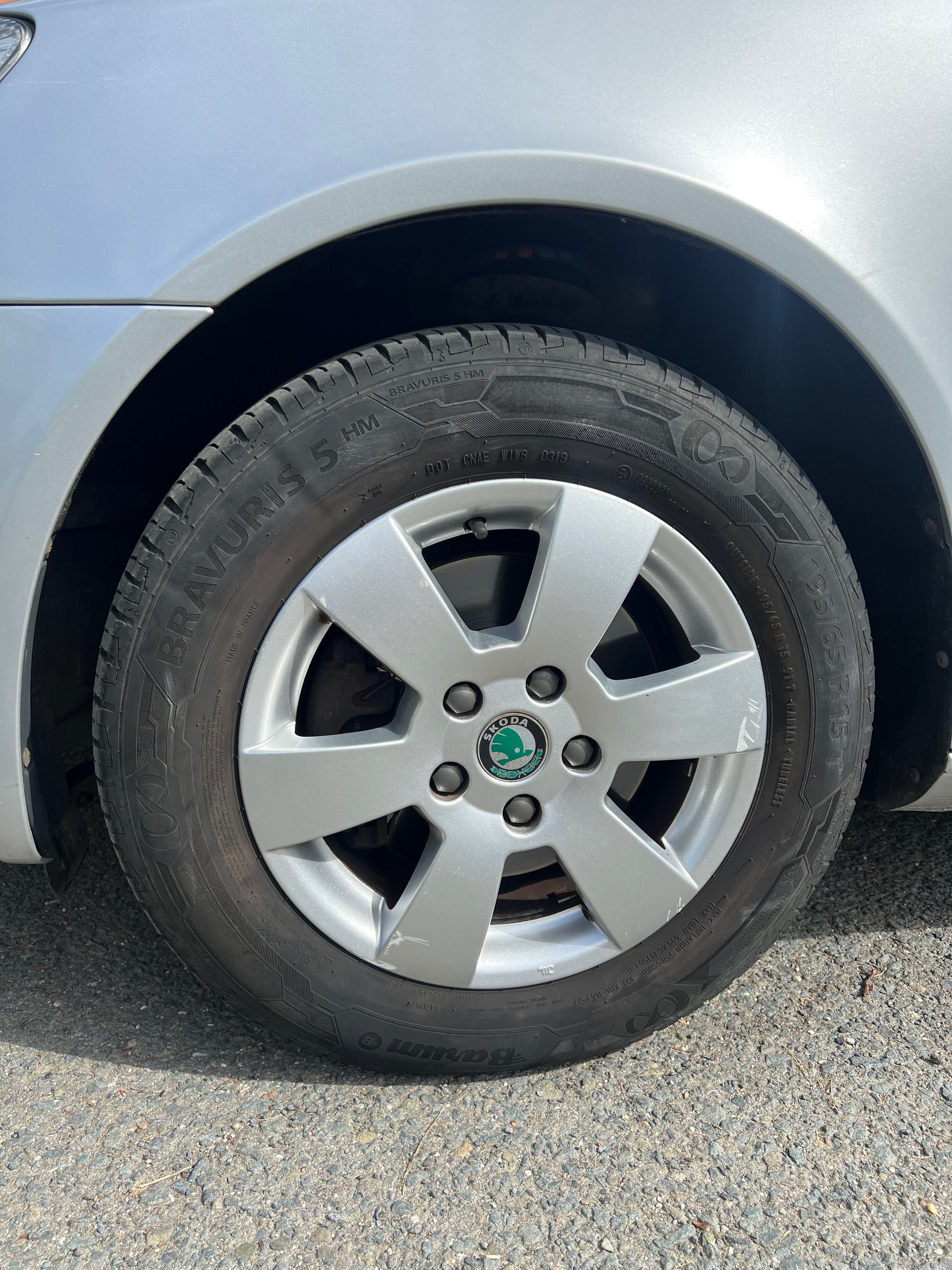 Škoda Octavia, 2.0TDI KLIMA 2XKOLA 142TKM ČR - fotka 5