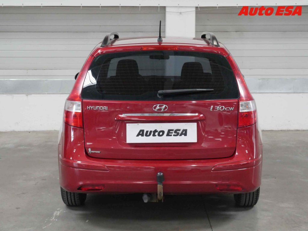 Hyundai i30, 1.4 i,ČR - fotka 5