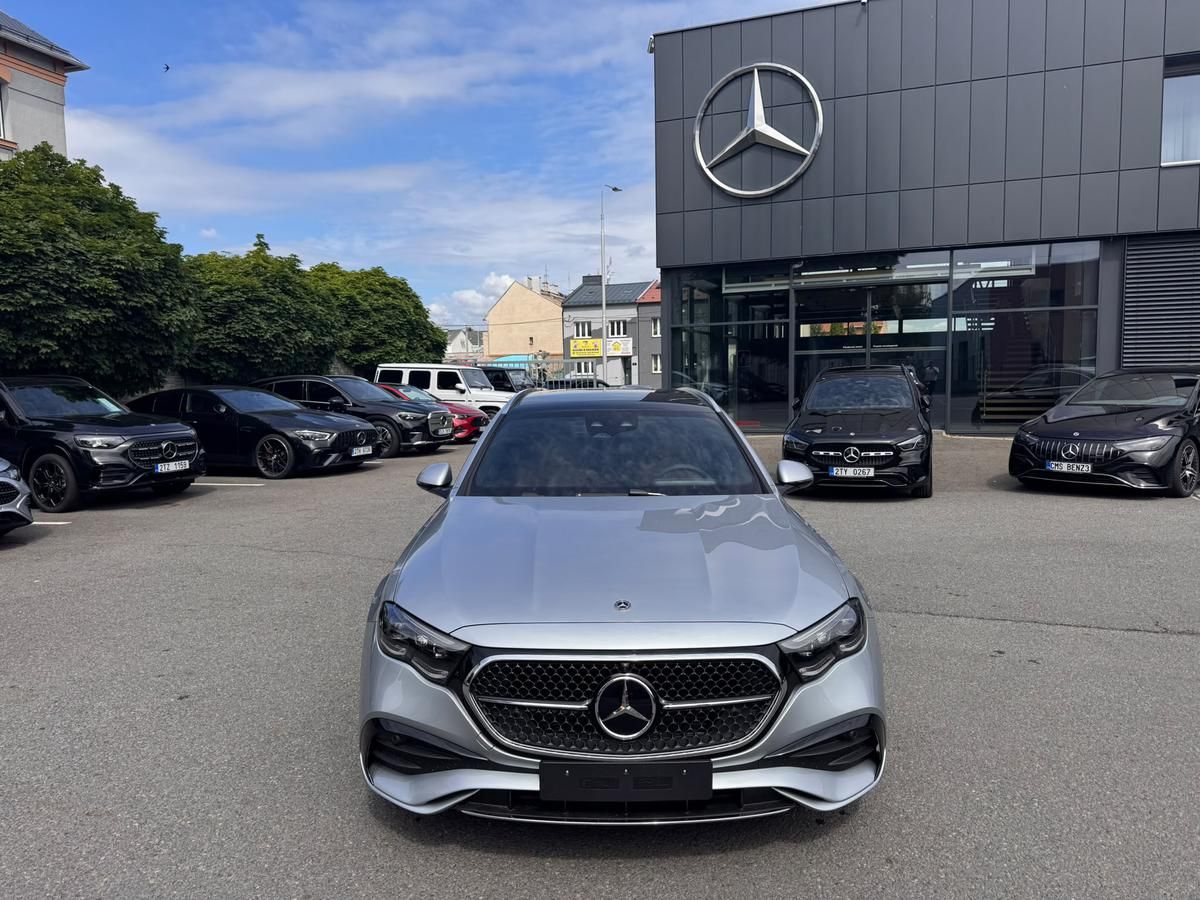 Mercedes-Benz Třídy E, E 450 d 4MATIC kombi - fotka 2
