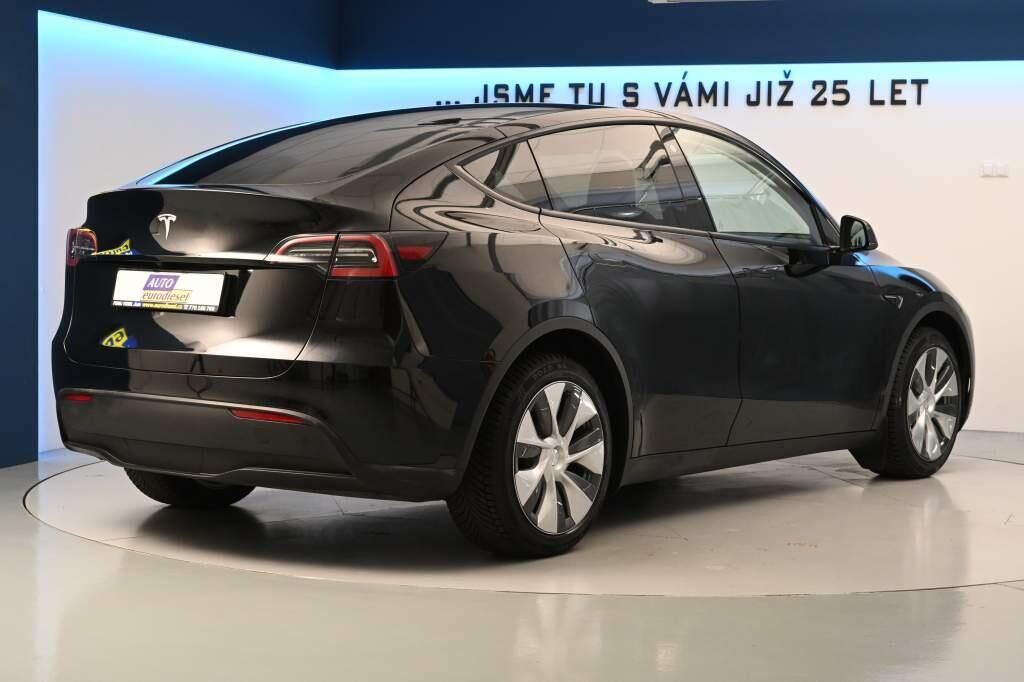 Tesla Model Y, Long Range Dual Motor AWD Dual - fotka 5