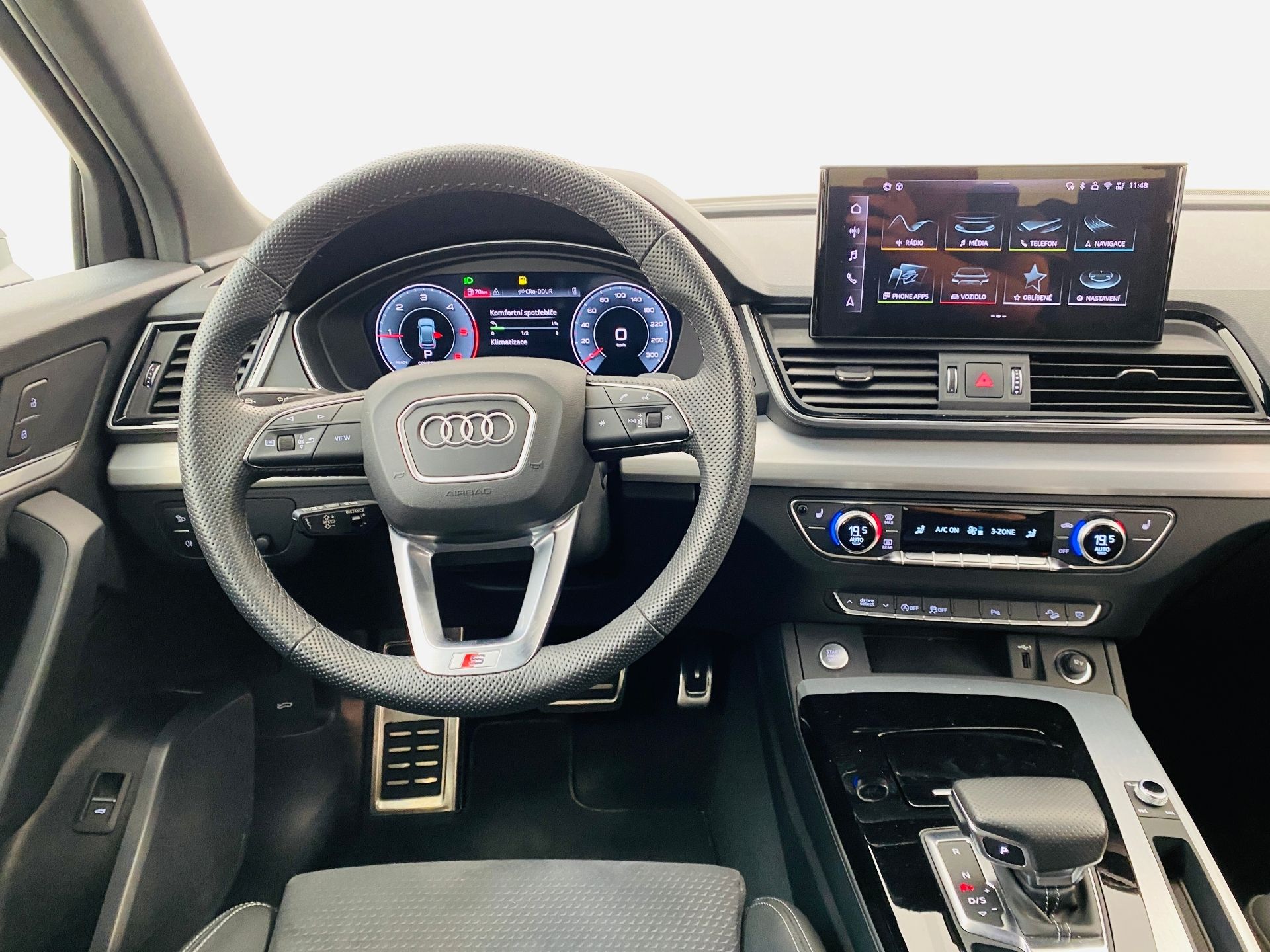 Audi Q5, 2,0TDI 150 kW  S-Line quattro - fotka 6