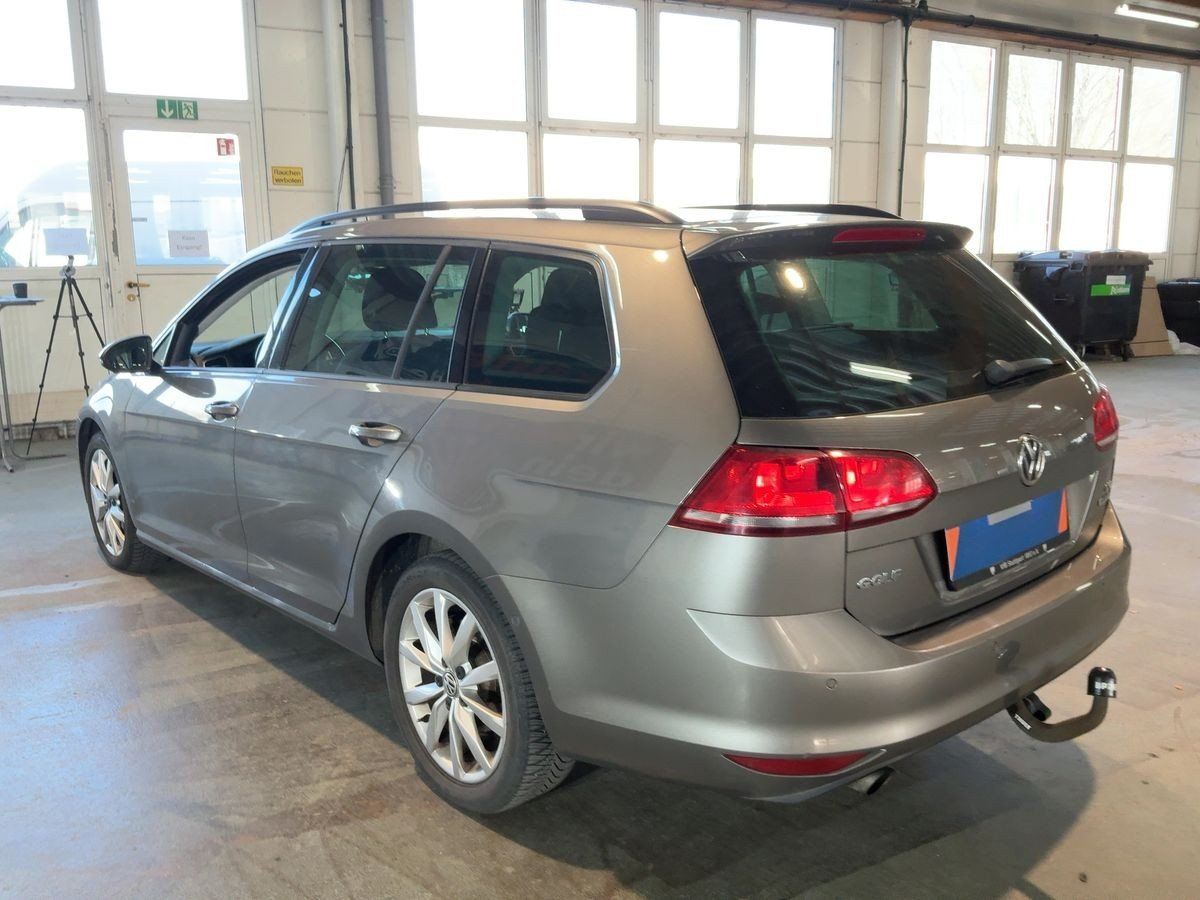 Volkswagen Golf, 1.2 TSi DSG Comfortline - fotka 4