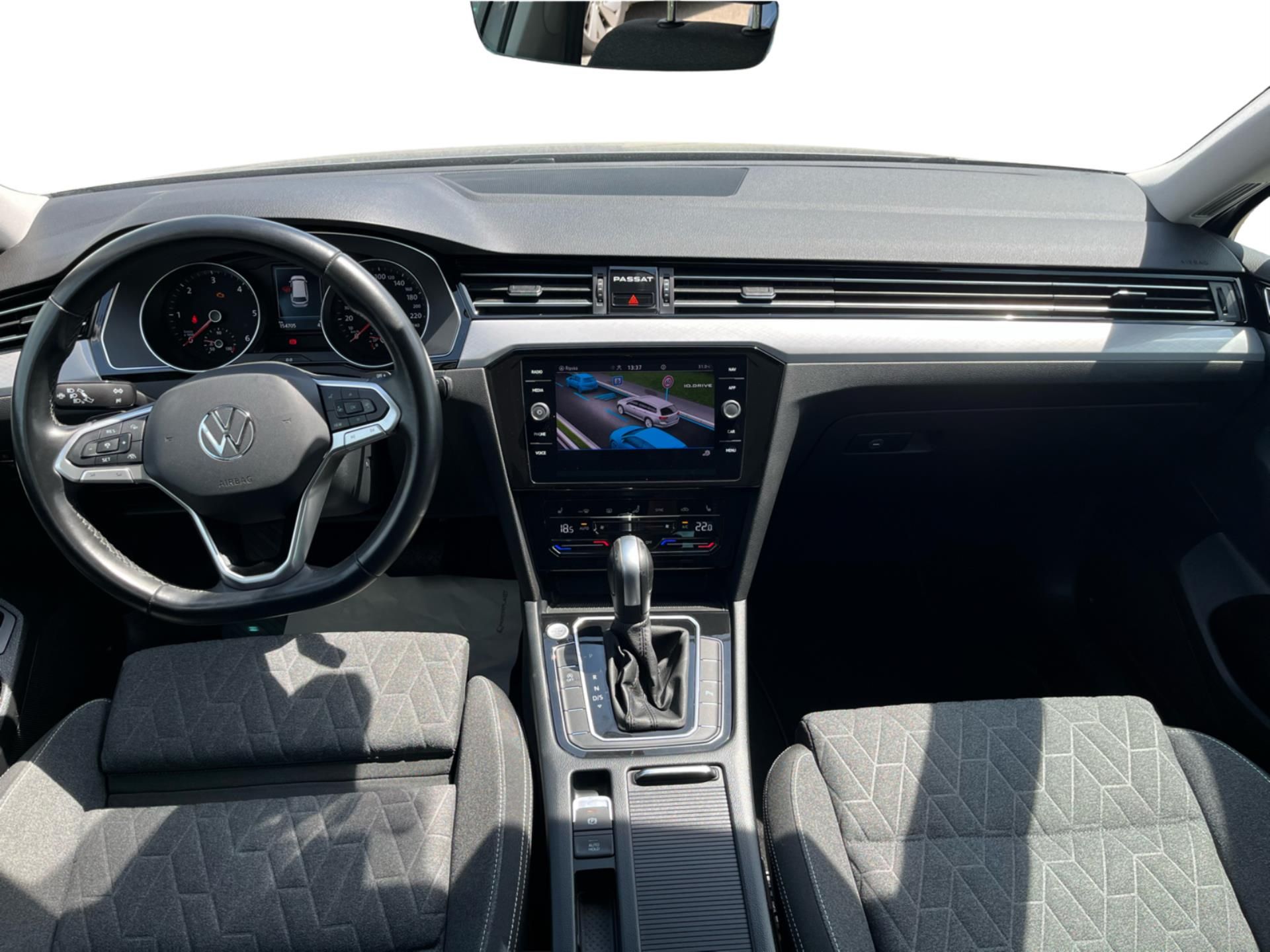 Volkswagen Passat, 2.0TDi DSG 110kW BusinessPremi - fotka 5