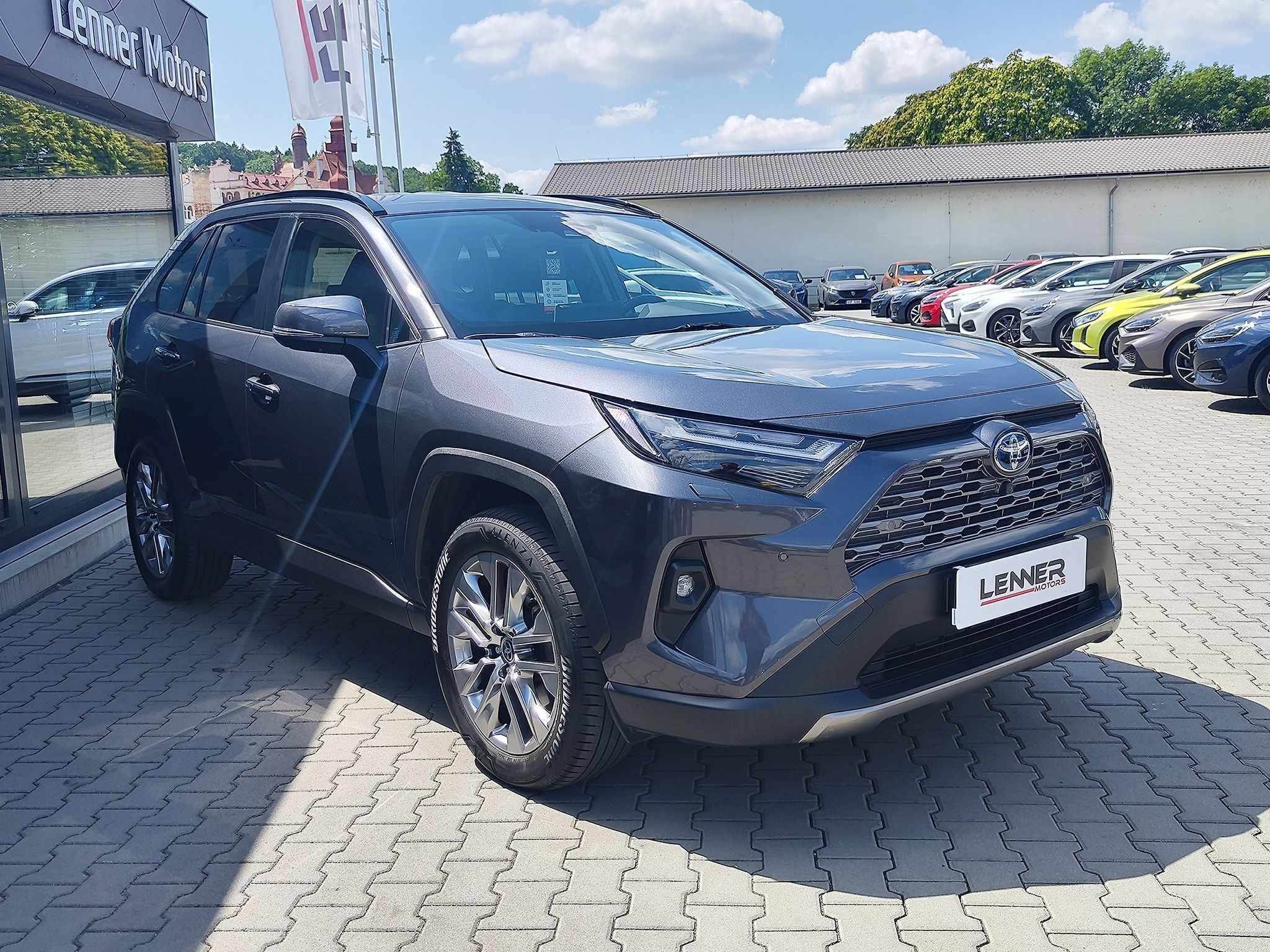 Toyota Rav4, 2.5 HEV/163kW Executive 4WD - fotka 3