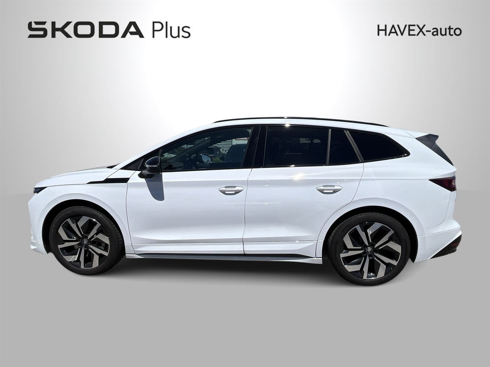 Škoda Enyaq, 82 kWh 210kW Sportline 85 - fotka 4