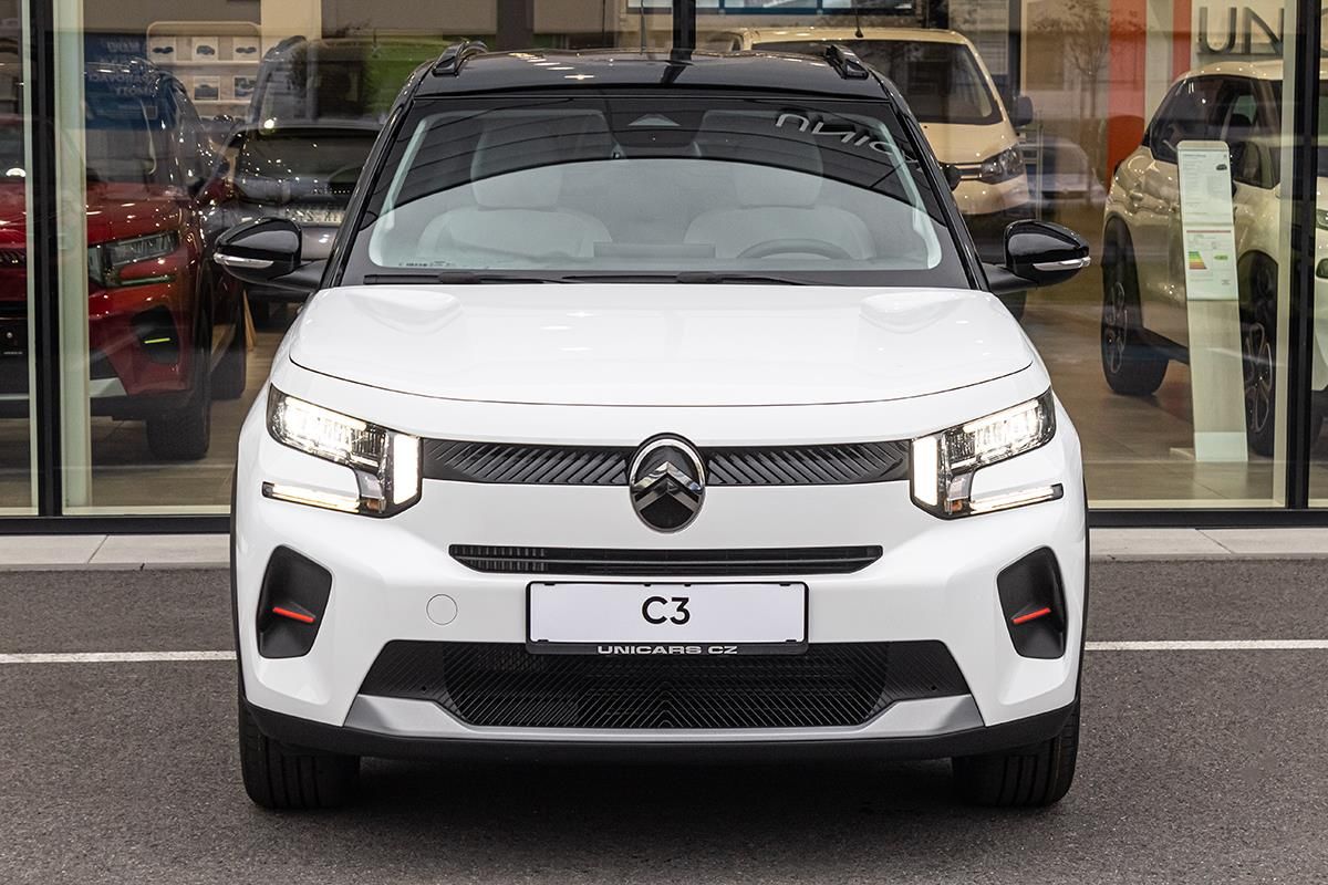 Citroën C3, 1,2 MAX Turbo 100k + ZIMA - fotka 2