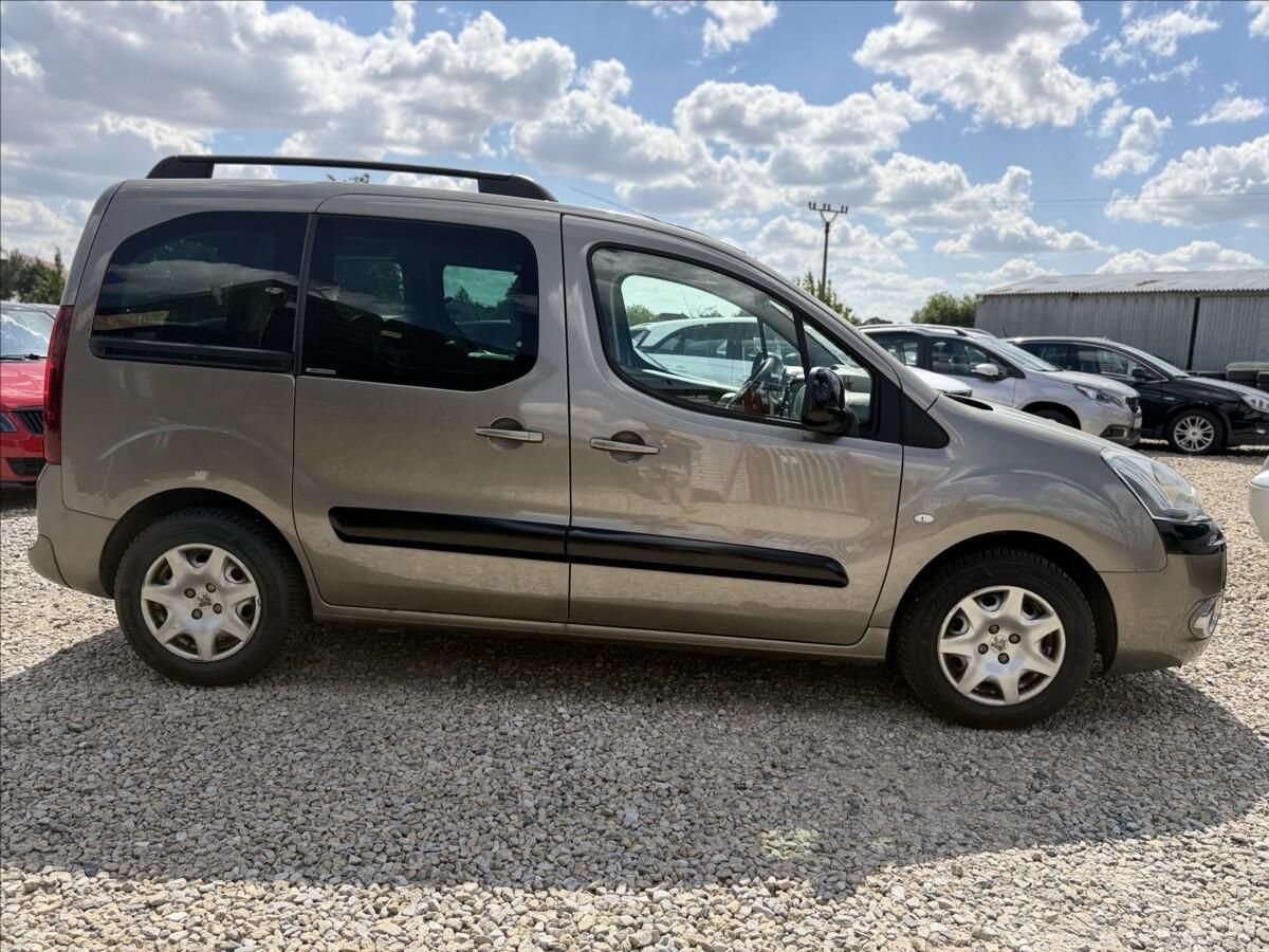 Citroën Berlingo, 1,6 AUTOMAT, NOVÉ PNEU - fotka 4