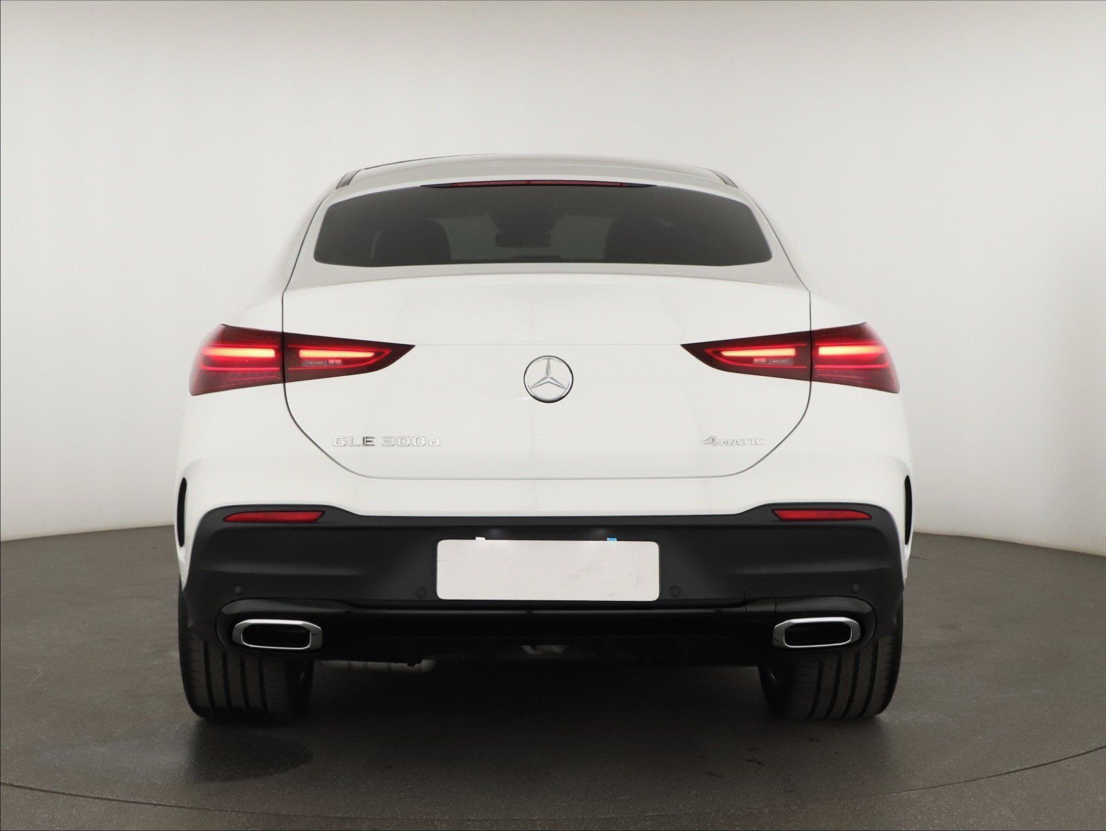 Mercedes-Benz GLE, Coupe 300 d 4MATIC - fotka 4