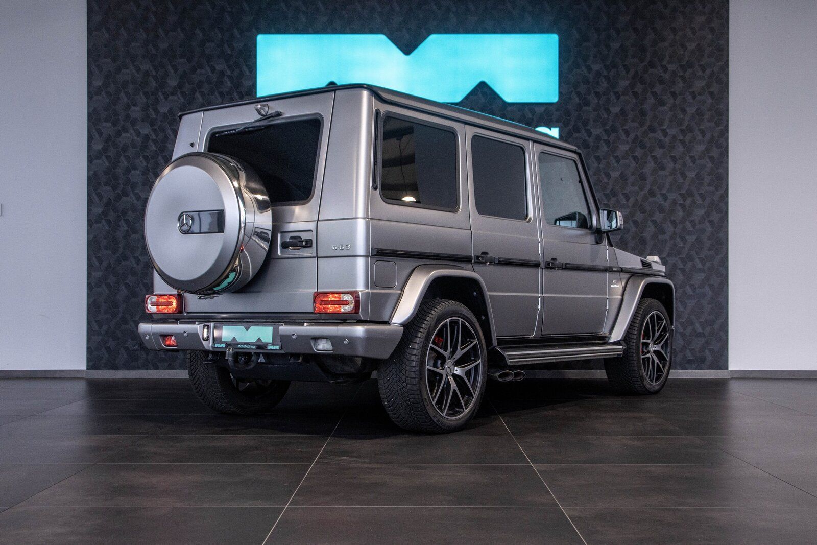 Mercedes-Benz Třídy G, 63 AMG - fotka 5