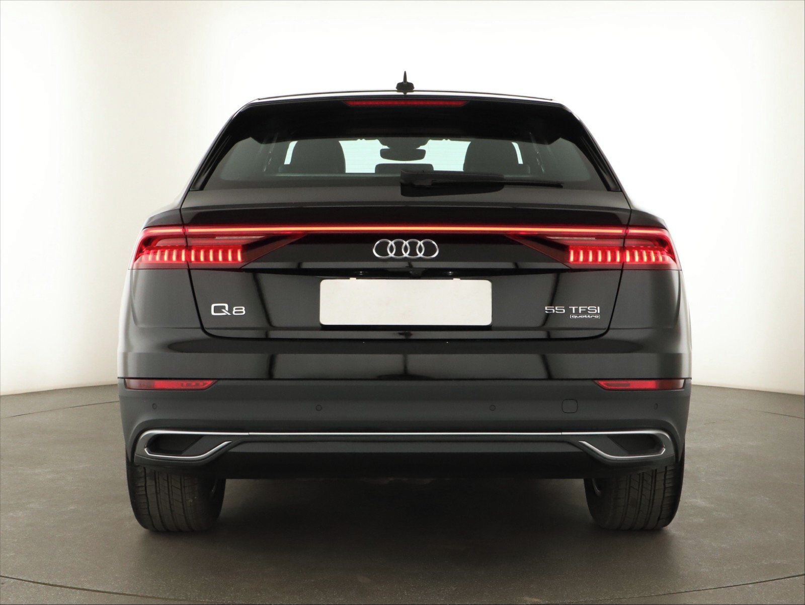 Audi Q8, 55 TFSI - fotka 4