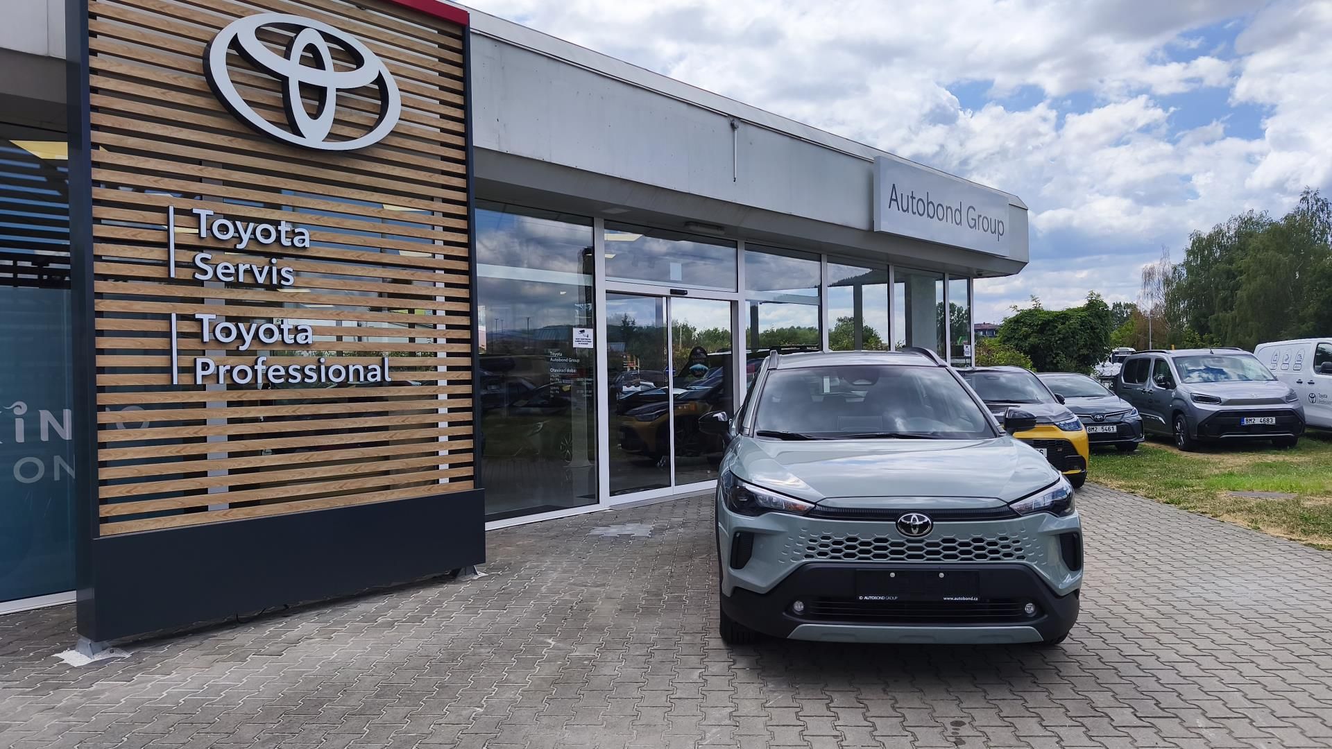 Toyota Corolla Cross, 1.8 HEV  COMFORT BUSINESS - fotka 2