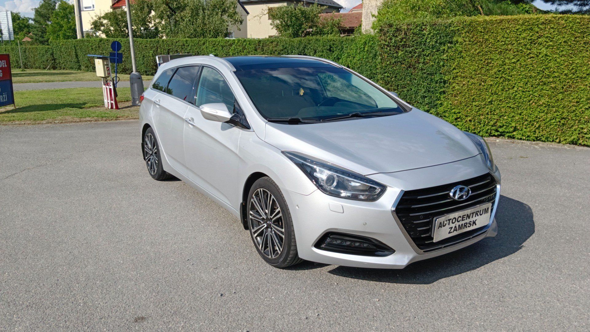 Hyundai i40, 1.7 D 104 KW - fotka 2