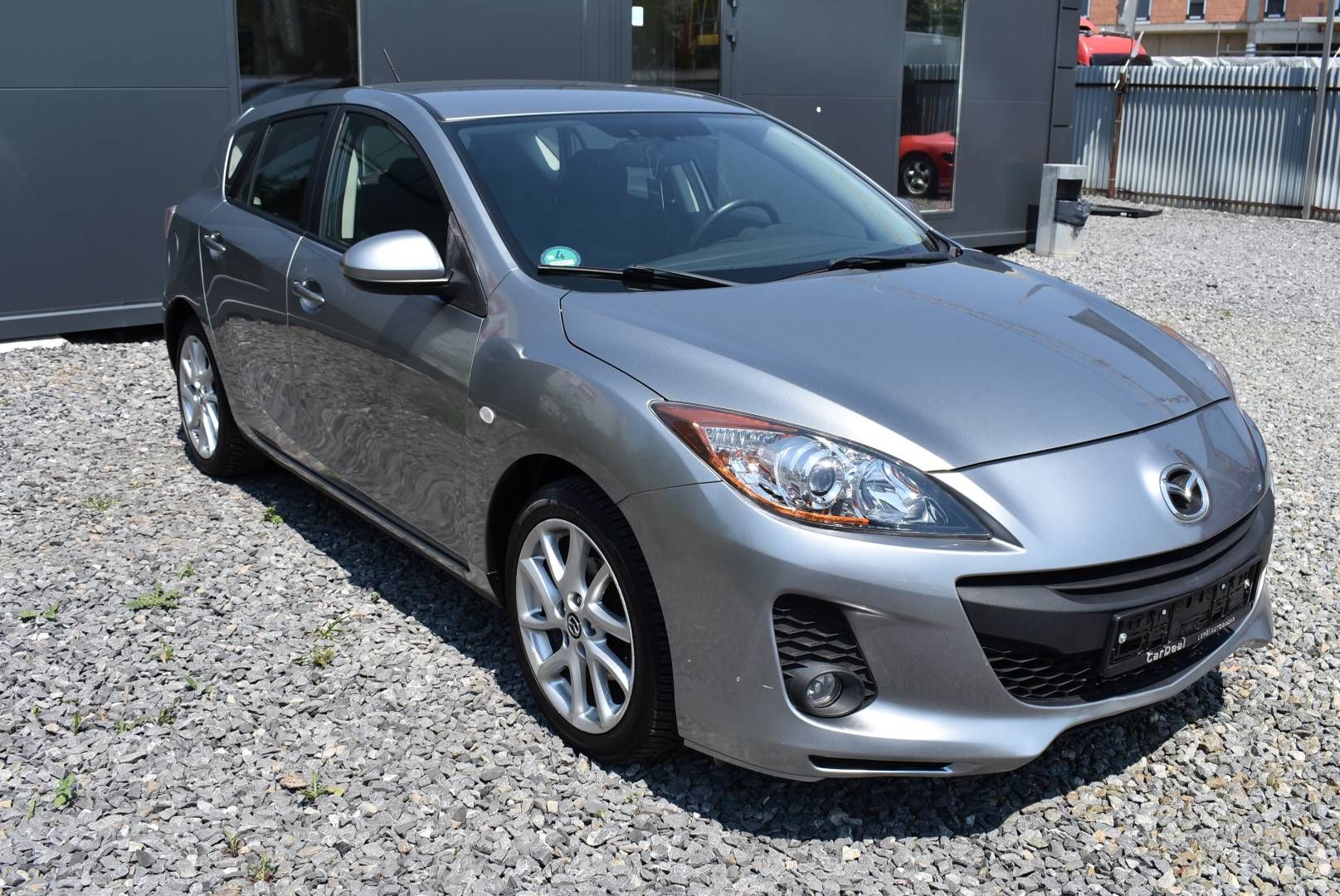 Mazda 3, 1,6 16V SPORT,1.M,KRÁSNÁ! - fotka 3