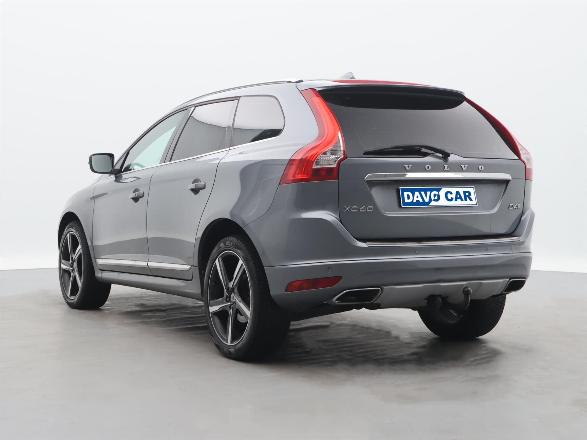 Volvo XC60, 2,0 D4 140kW Aut. Summum - fotka 5