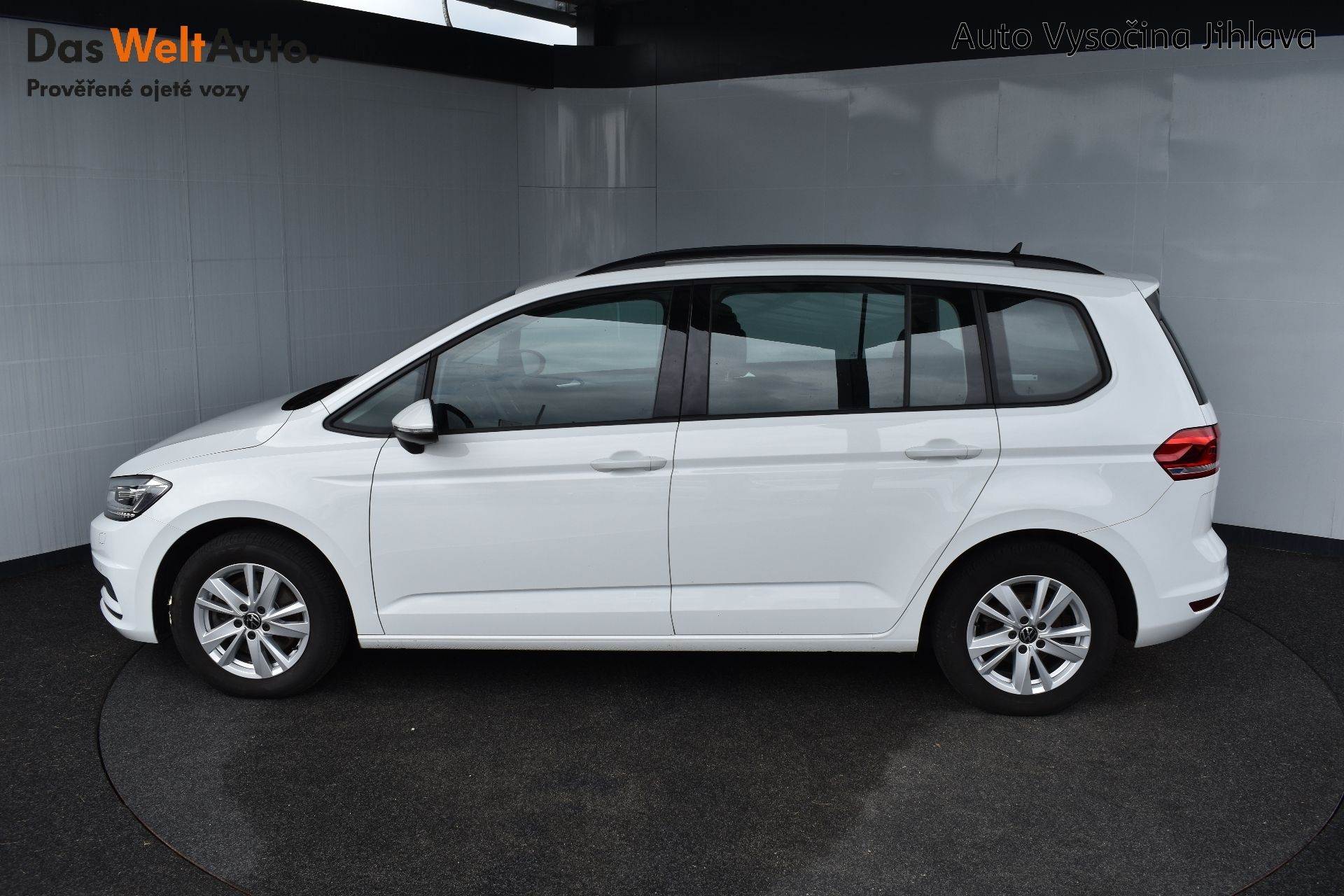 Volkswagen Touran, 1.5TSI 110kW DSG, LED - fotka 3