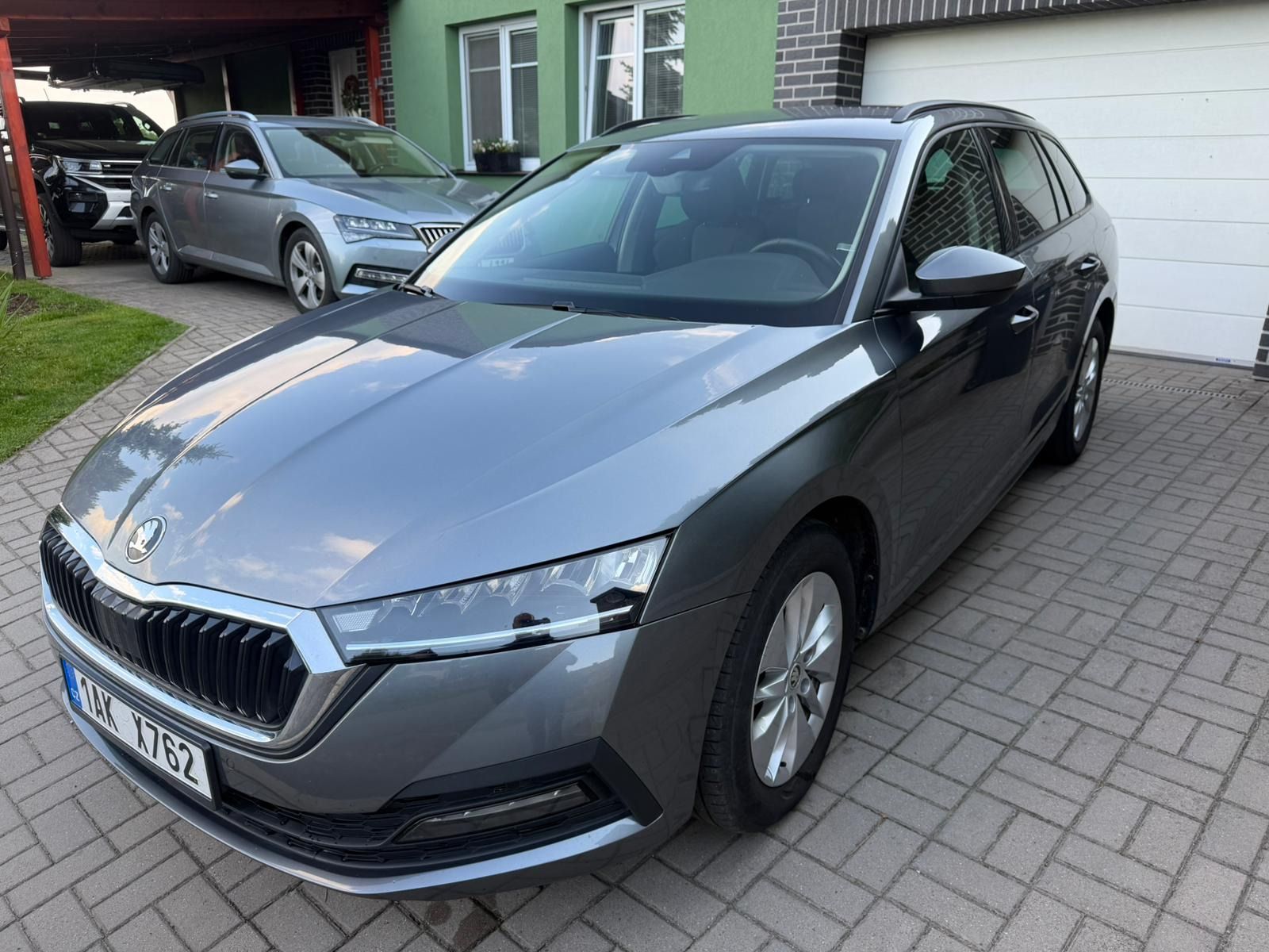 Škoda Octavia, 2,0TDi,ambient+,CZ,M6,1maj,DPH - fotka 2