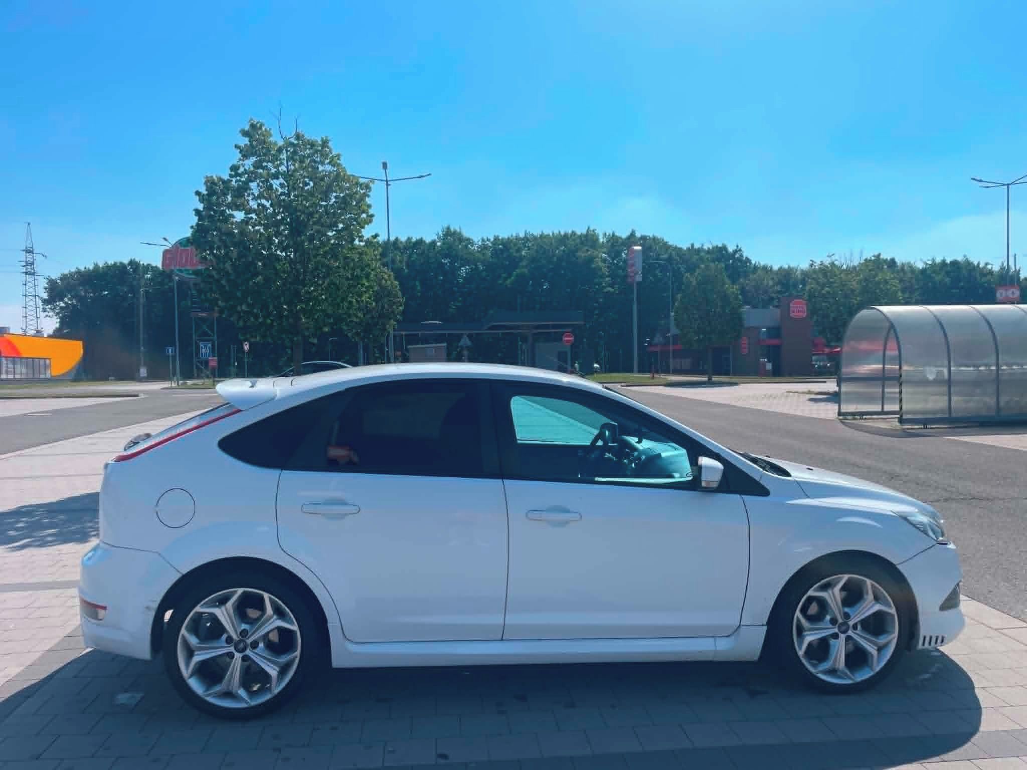 Ford Focus, Ford Focus 2,0 TDi, 100 kW - fotka 3